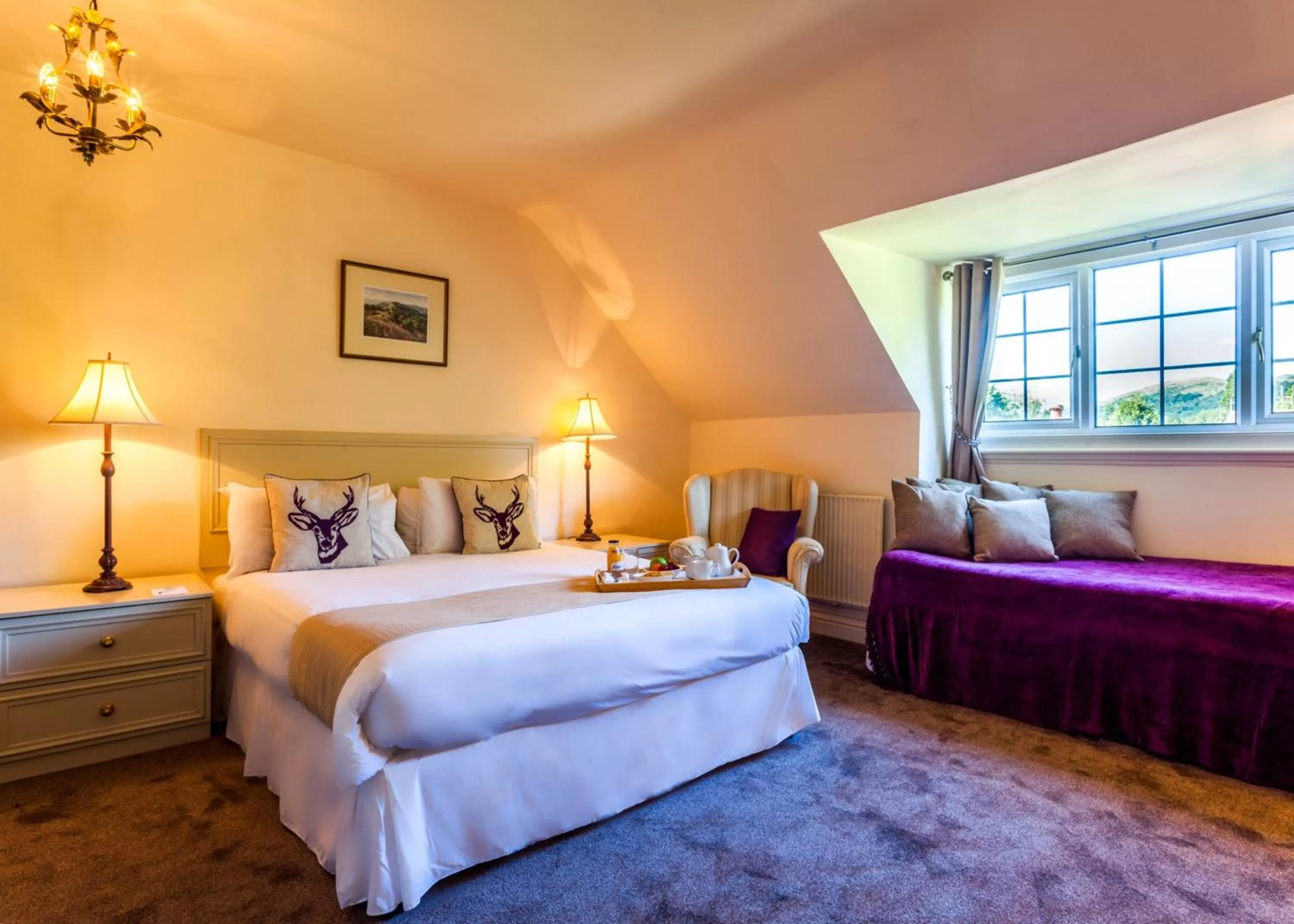 Bedroom, Bed in Colwall Park - Hotel, Bar & Restaurant