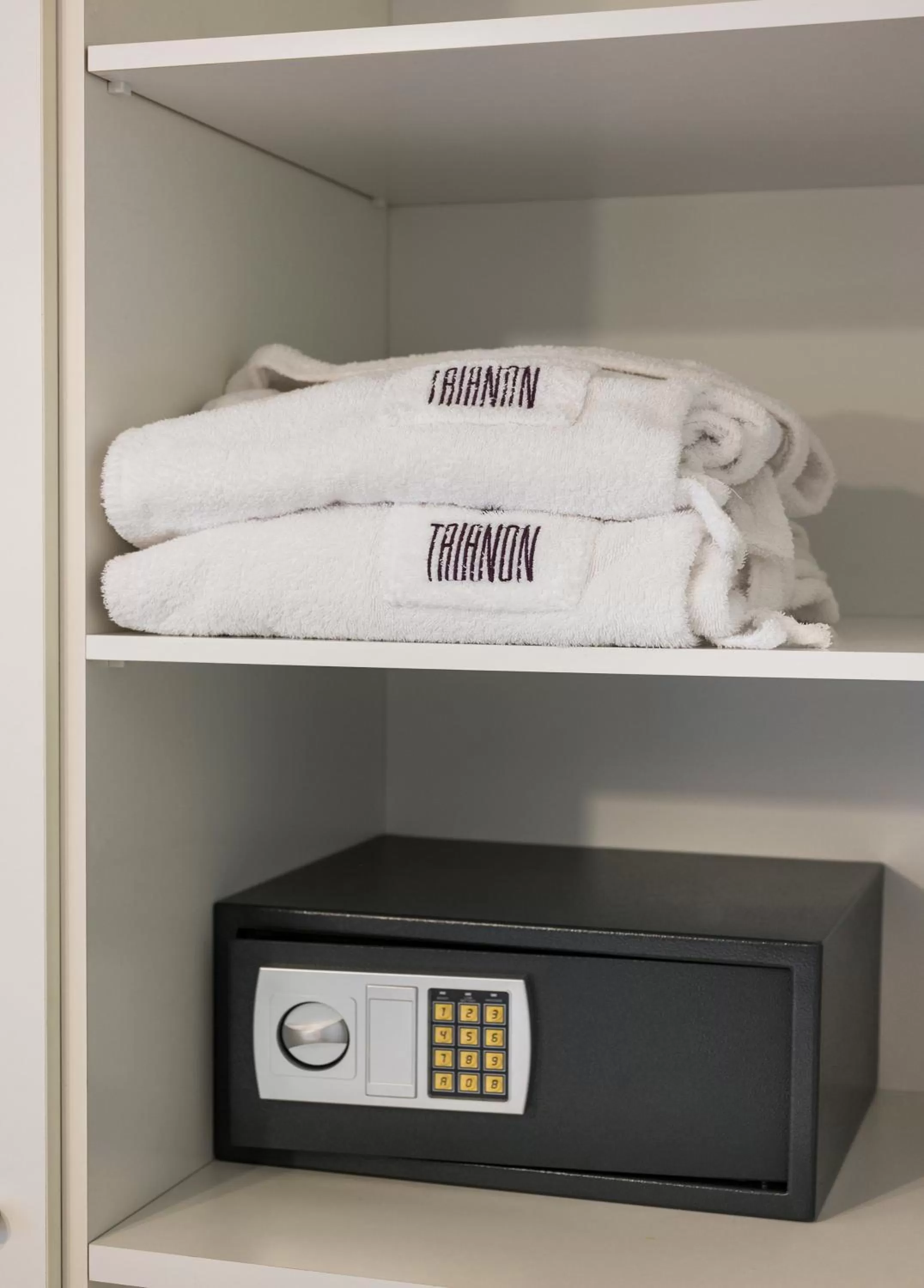 Other in Trianon Luxury Apartments & Suites