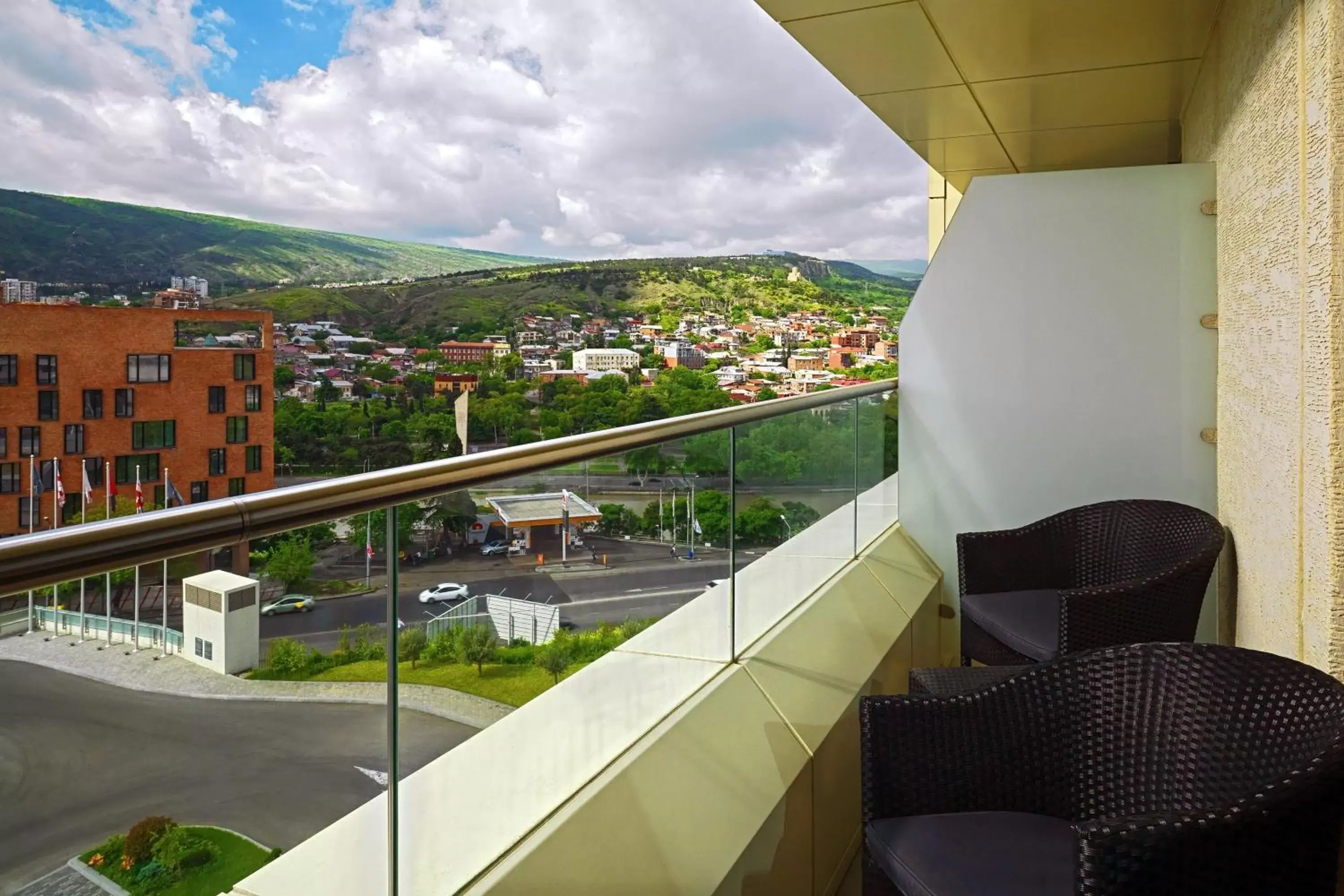 Photo of the whole room, Balcony/Terrace in Sheraton Grand Tbilisi Metechi Palace
