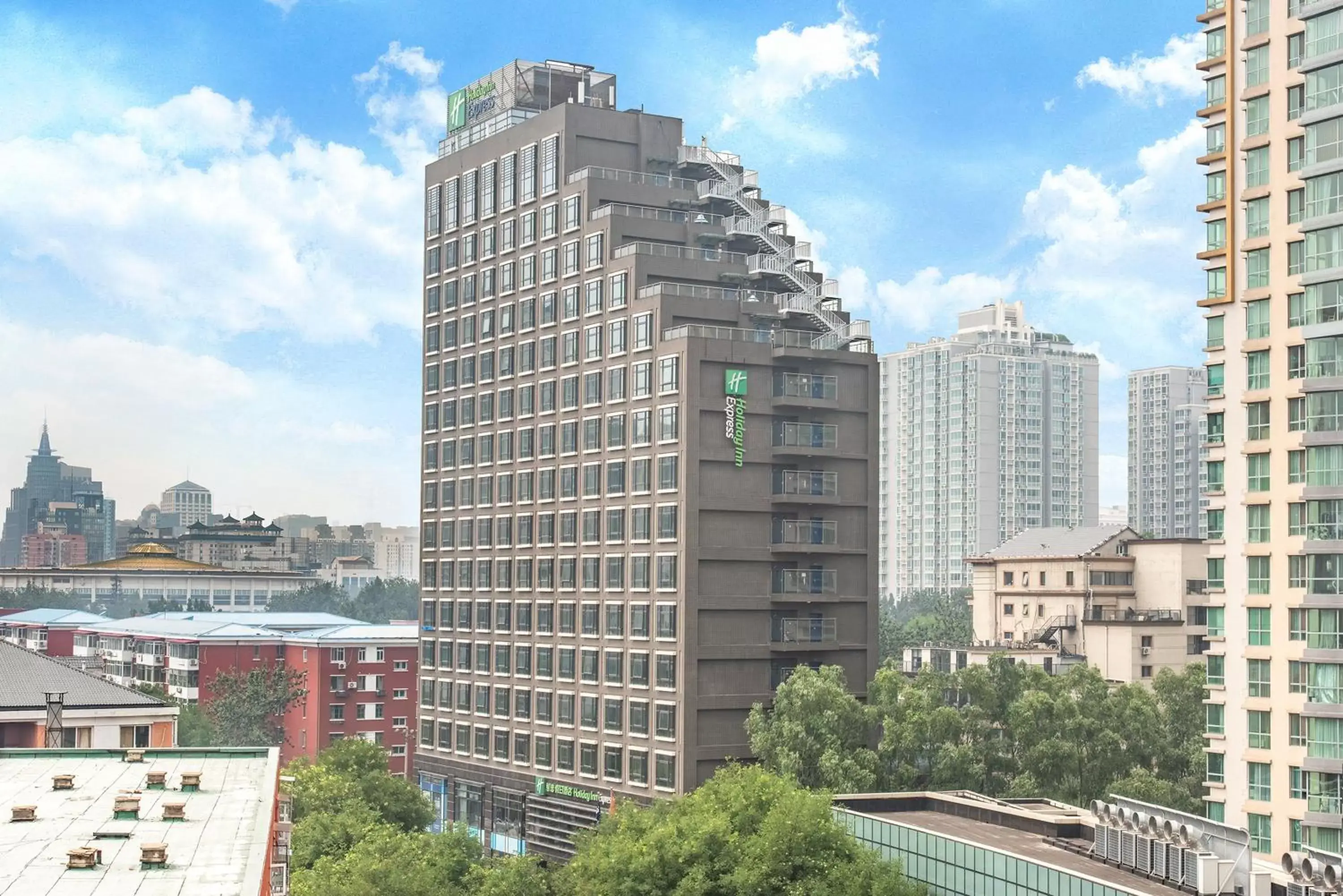 Property building in Holiday Inn Express Beijing Dongzhimen, an IHG Hotel