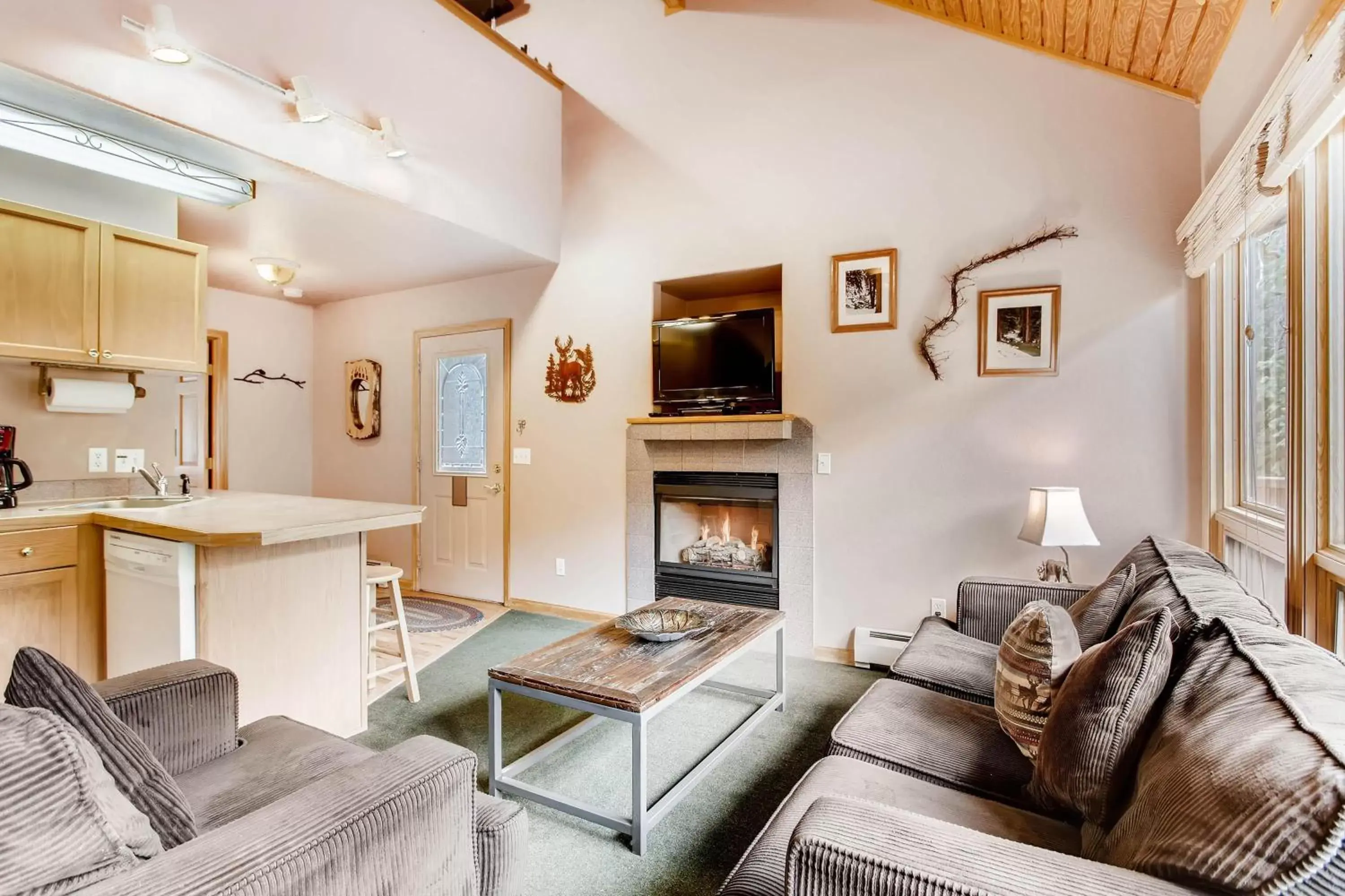 Seating Area in Estes Park Condos