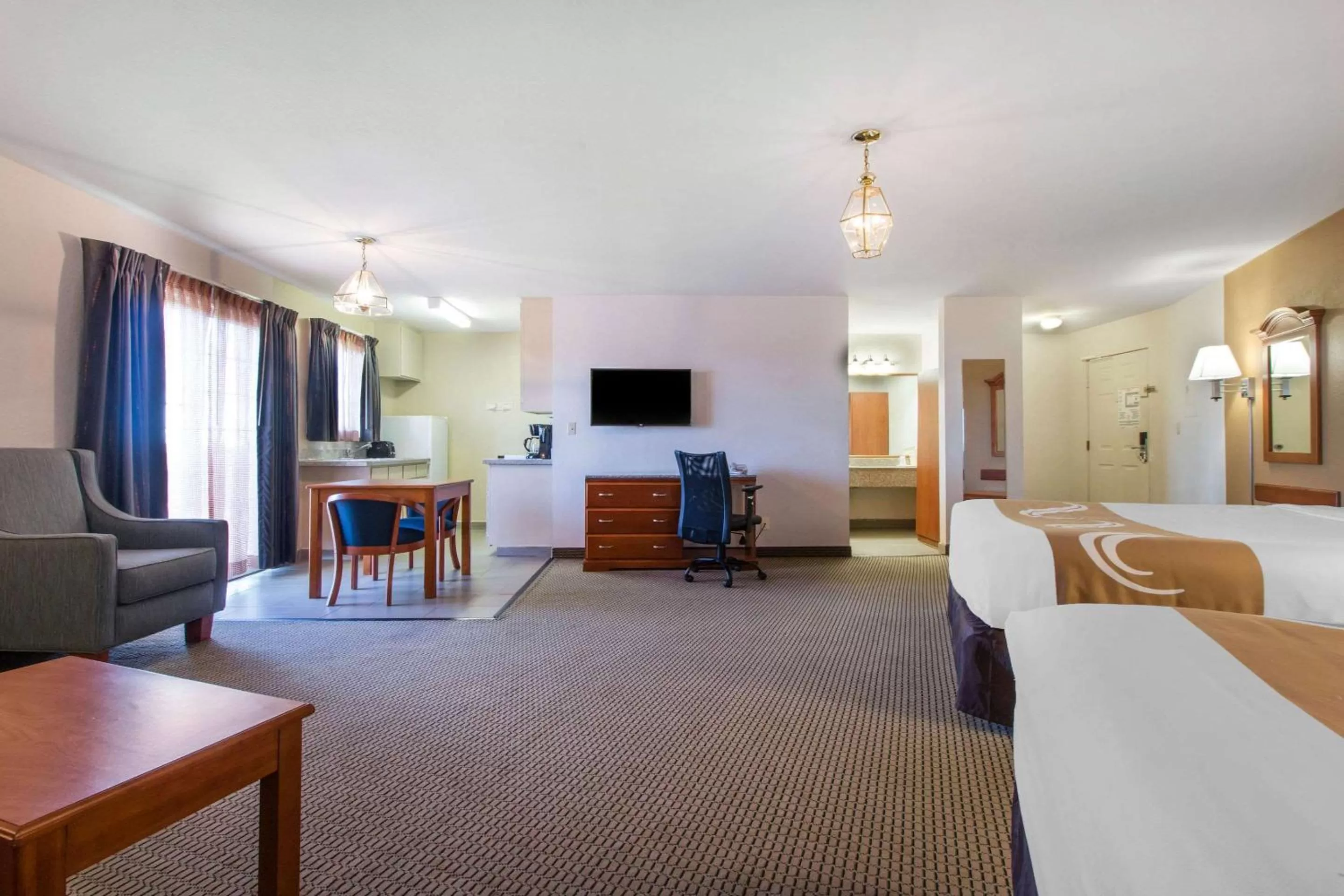 Photo of the whole room in Quality Inn & Suites Crescent City Redwood Coast