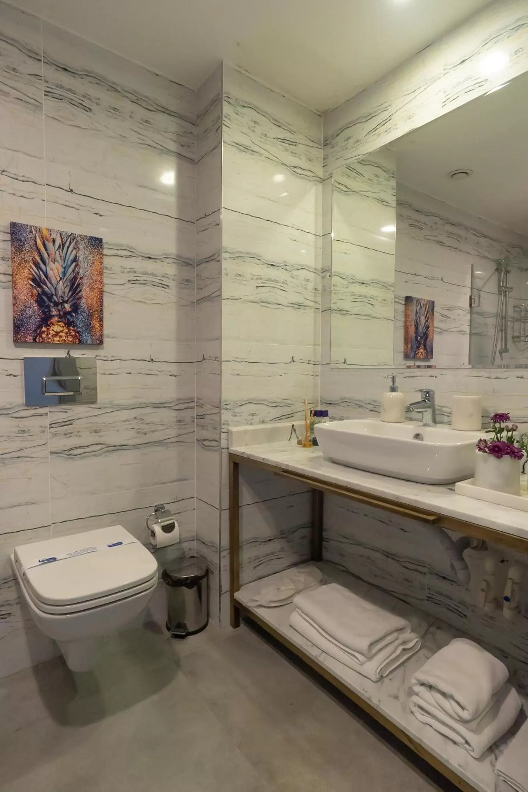 Shower, Bathroom in Malta Bosphorus Hotel
