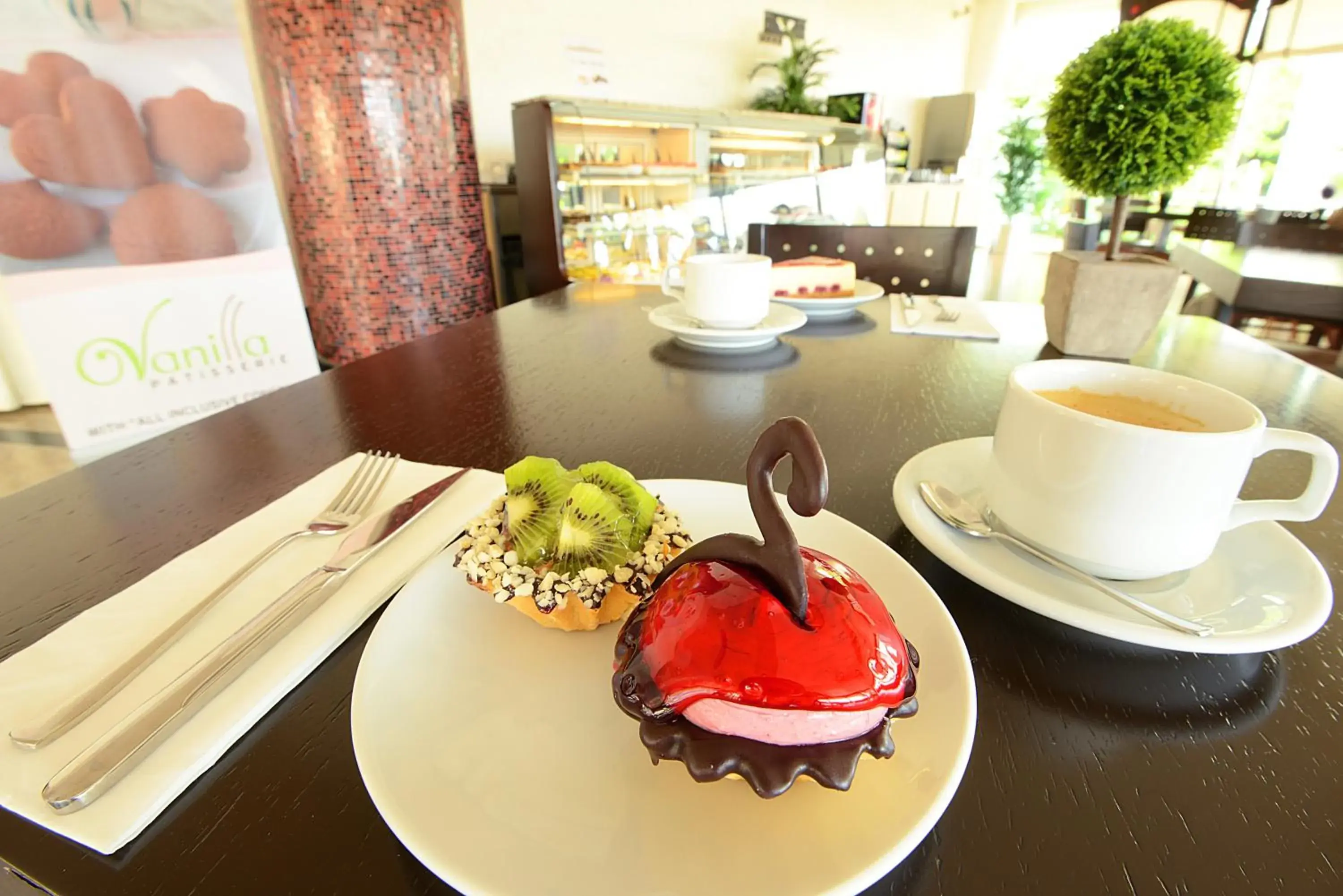 Food and drinks in Blue Bay Platinum Food and drinks in Blue Bay Platinum