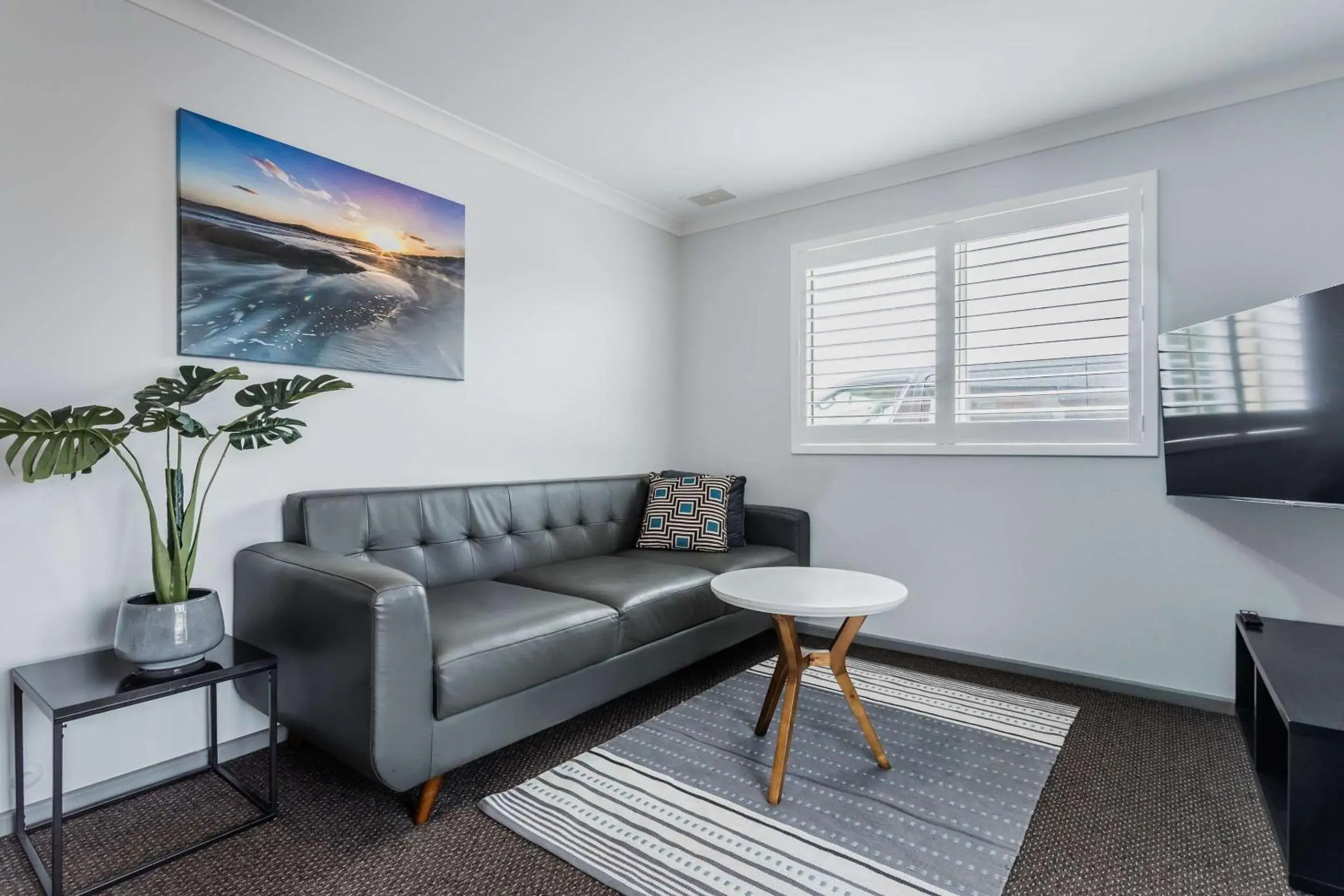 Bedroom, Seating Area in Quality Apartments Banksia Albany