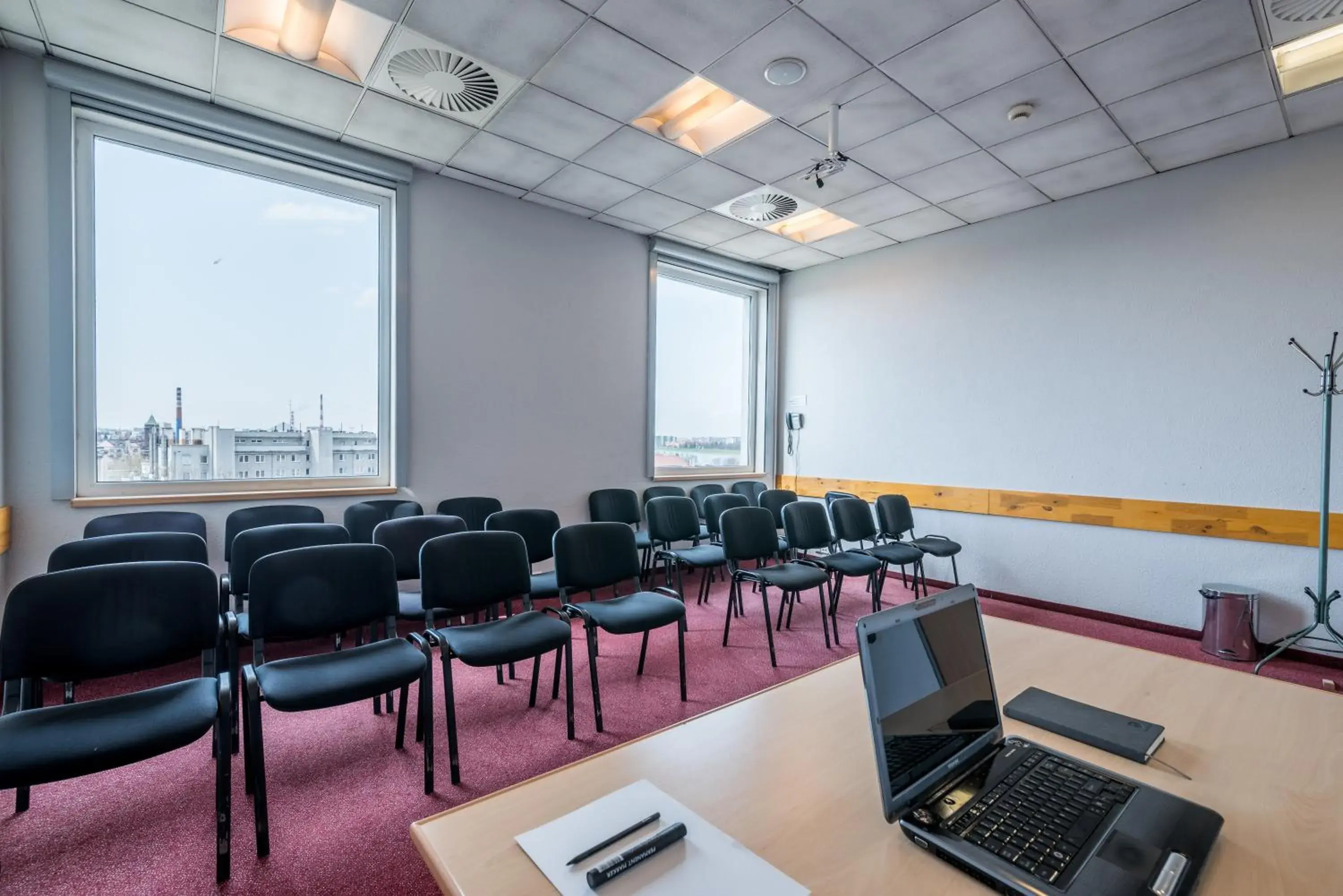 Meeting/conference room in WEISER HOTEL