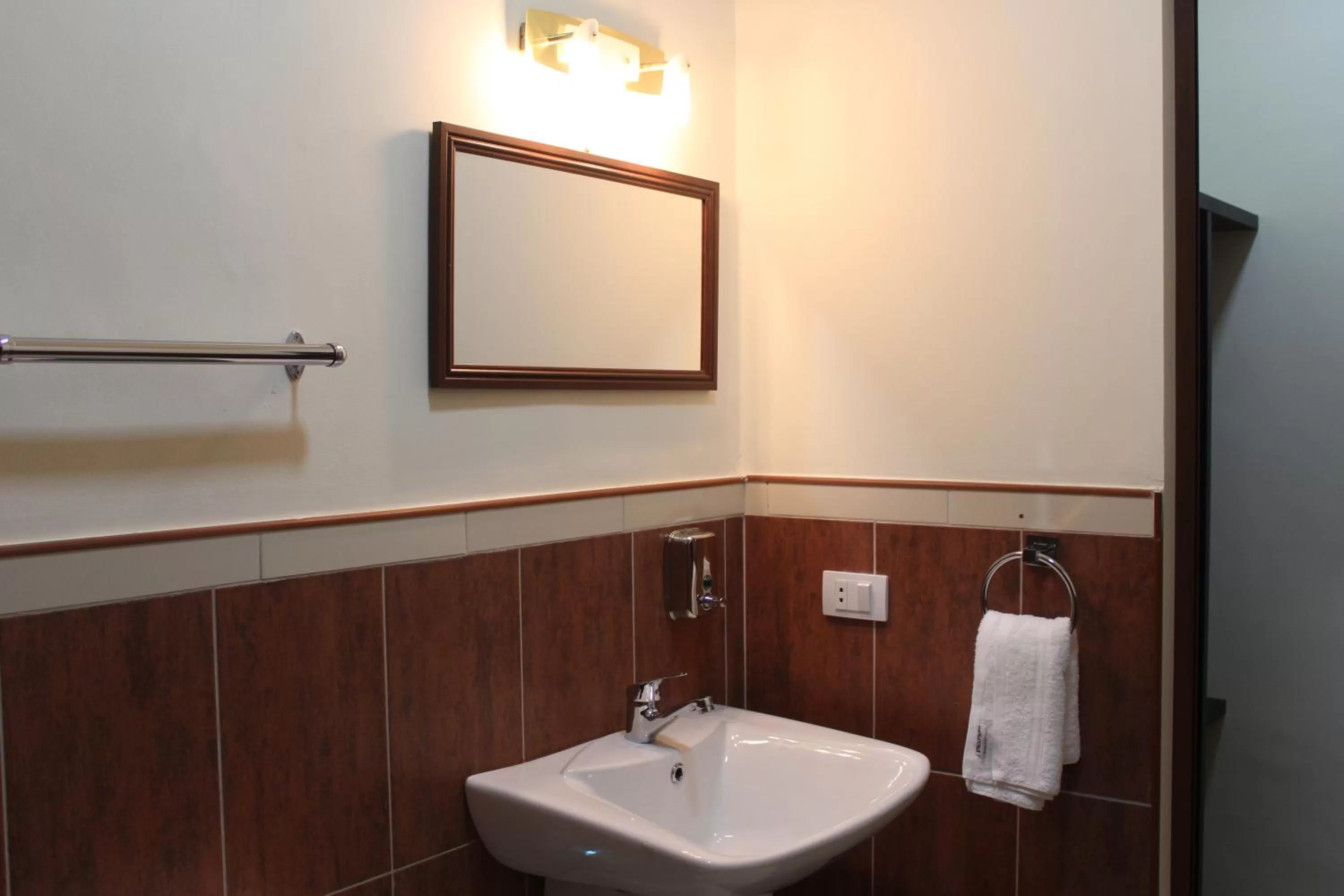 Bathroom in City Citadel Hotel,Amman