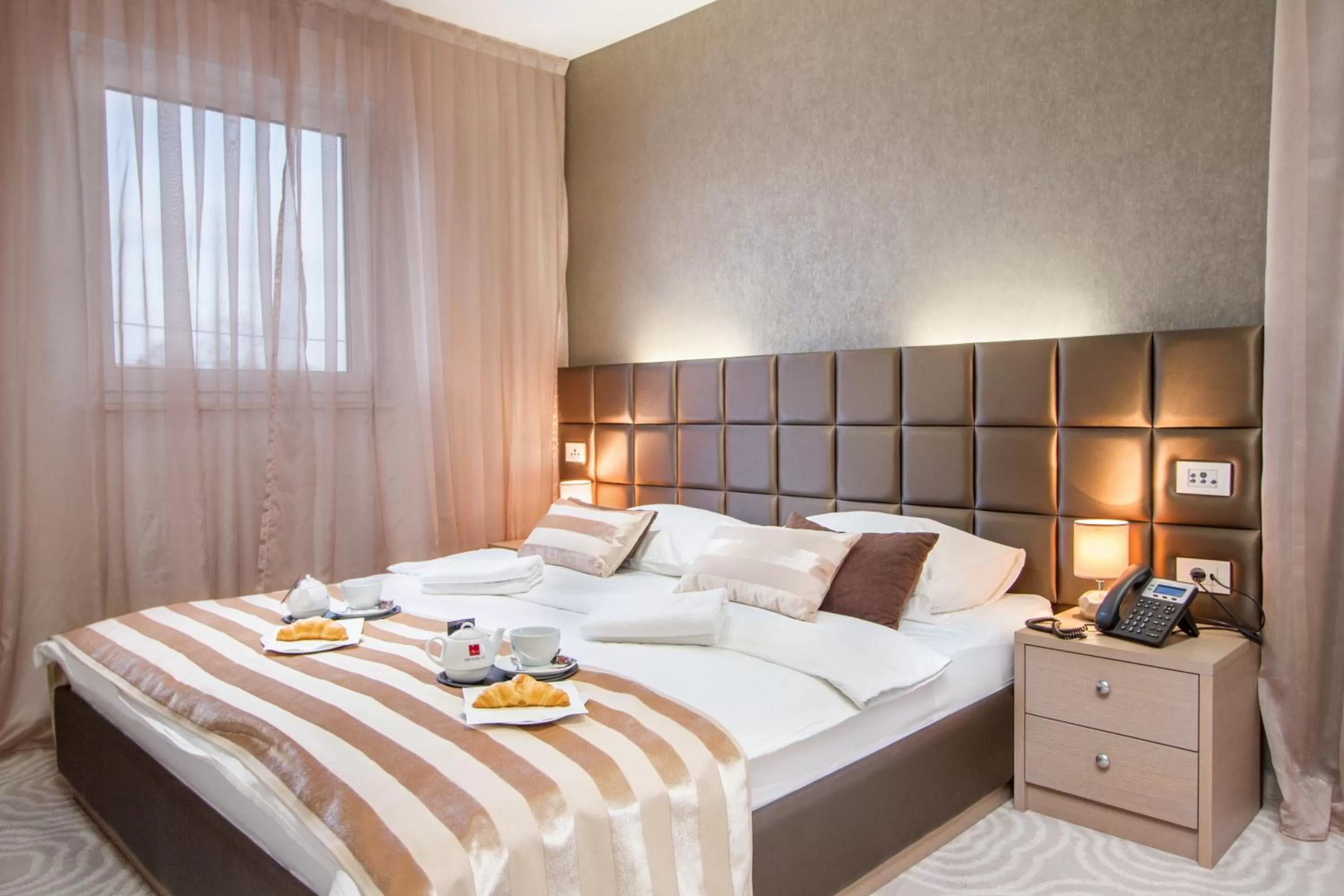 Suite with Balcony - single occupancy in Royal Airport Hotel