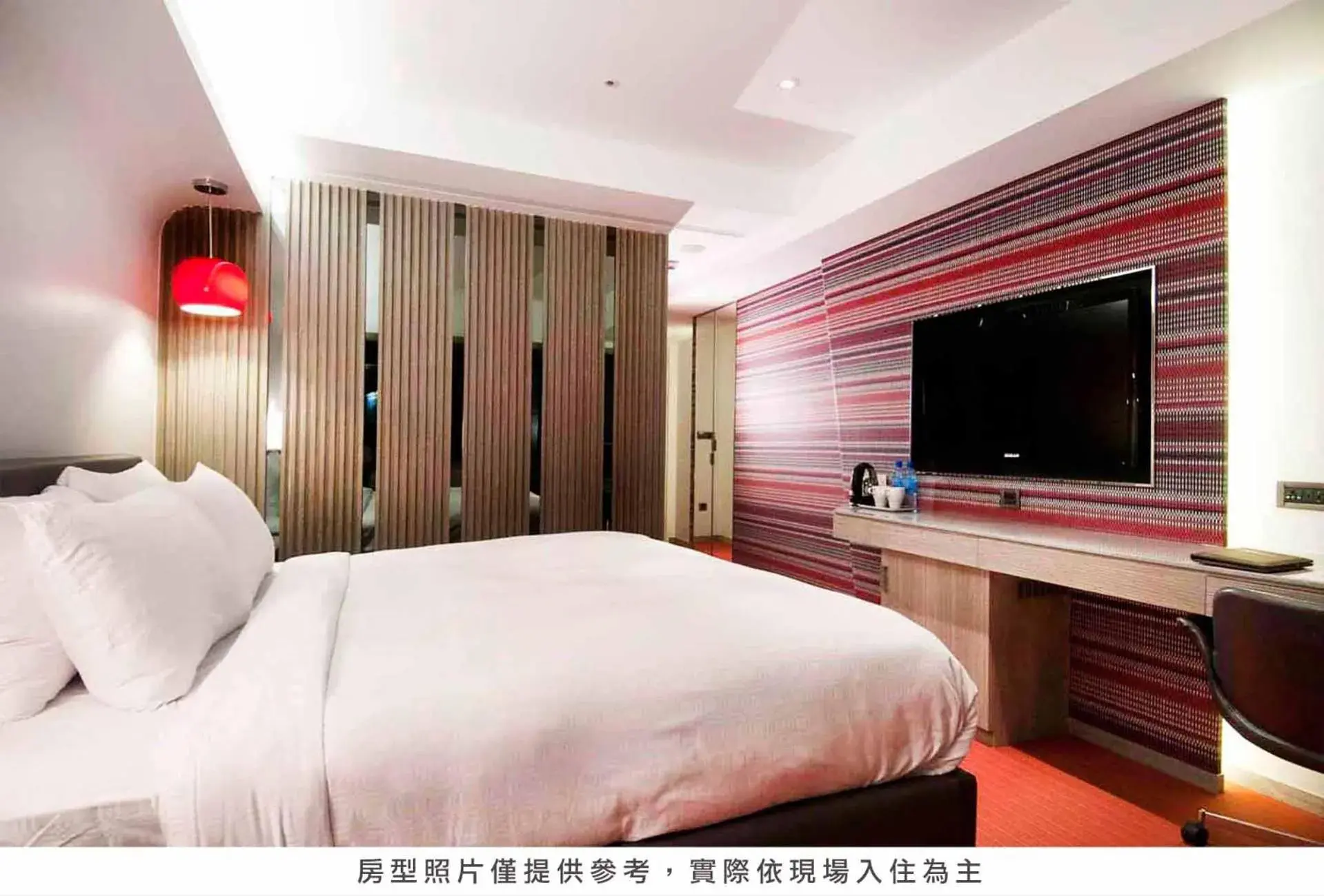 Bed in Royal Group Hotel Central Park Branch