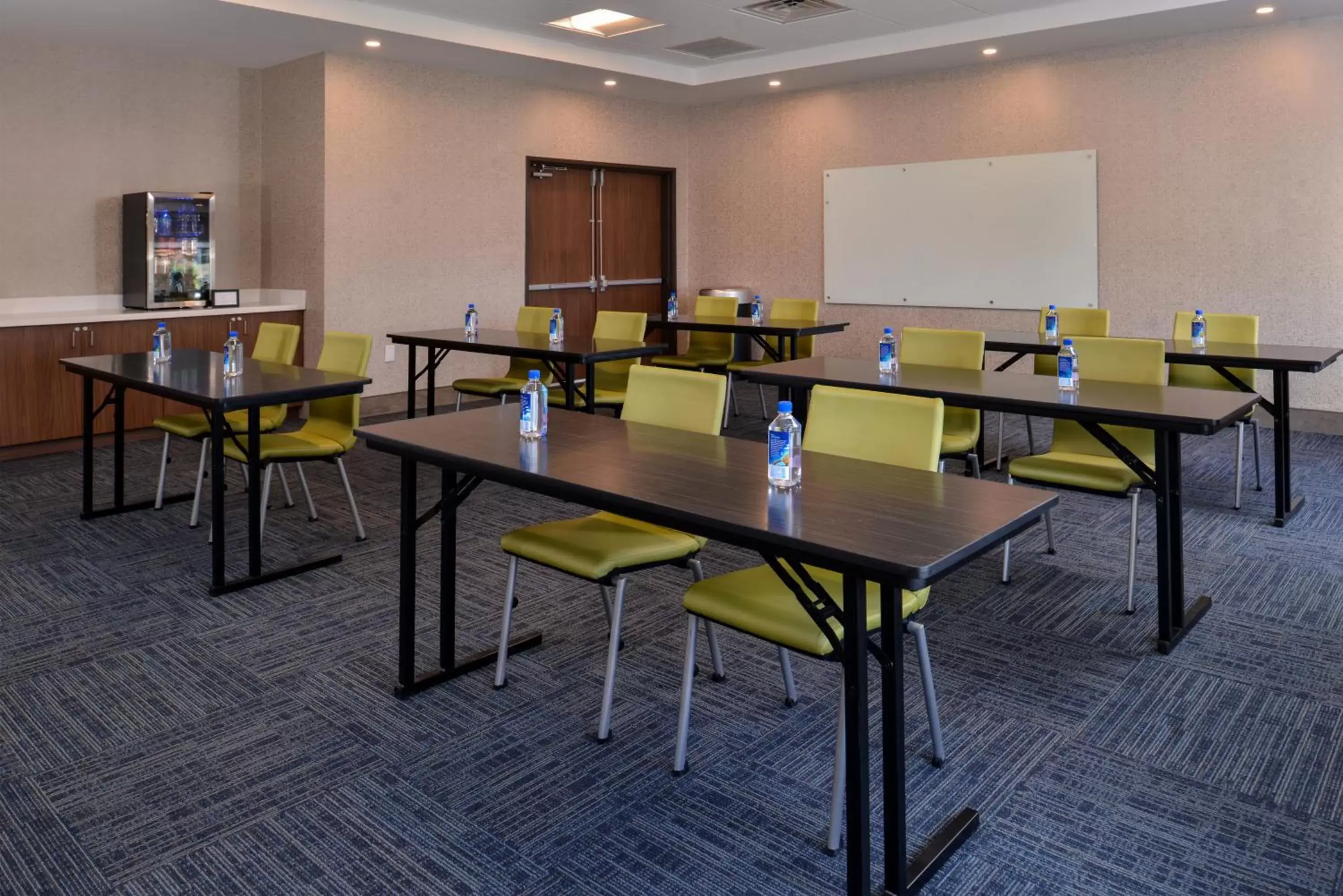 Meeting/conference room in Holiday Inn Express Melbourne West, an IHG Hotel