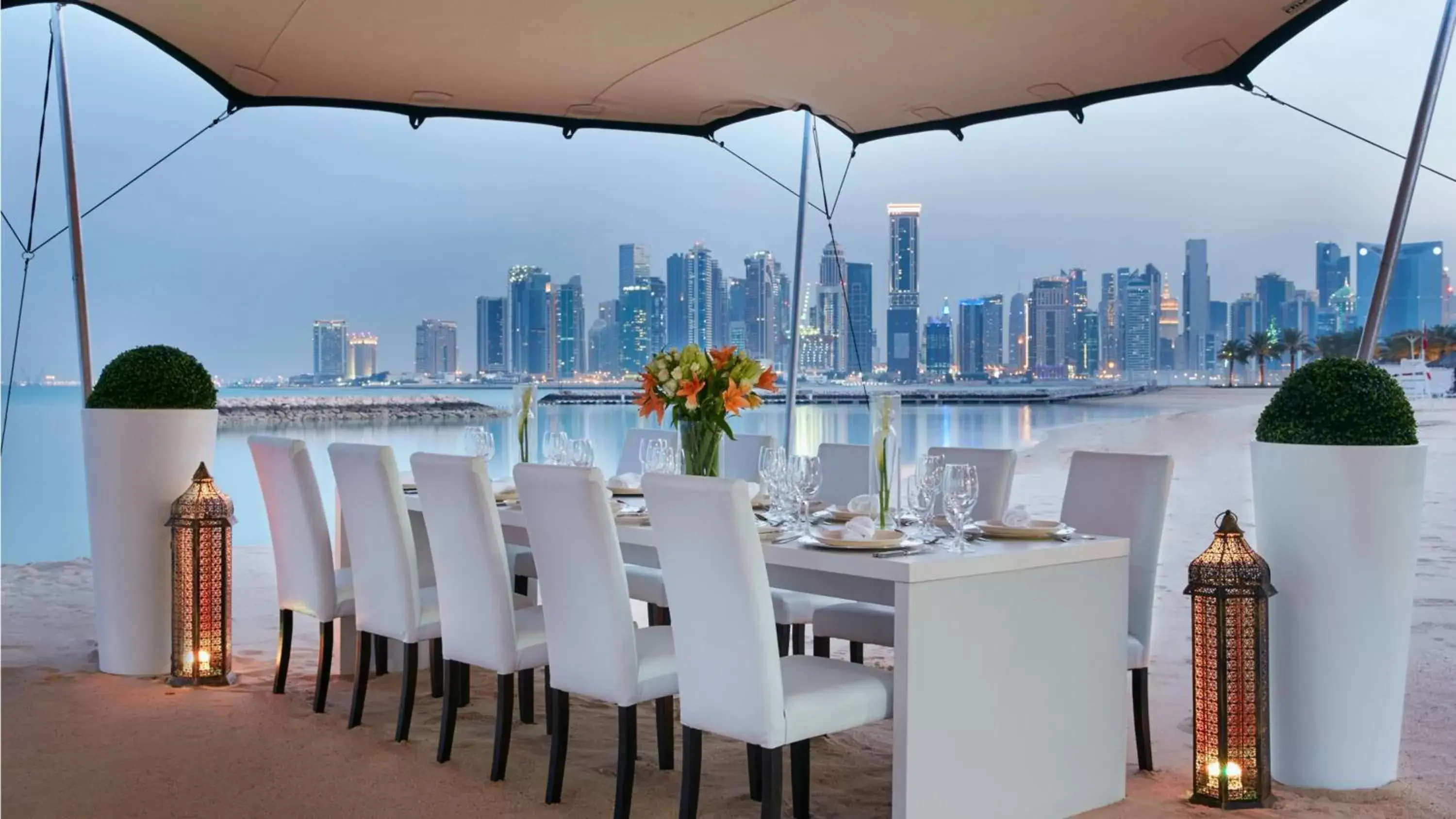 Meeting/conference room, Restaurant/Places to Eat in InterContinental Doha Beach & Spa, an IHG Hotel Meeting/conference room, Restaurant/Places to Eat in InterContinental Doha Beach & Spa, an IHG Hotel