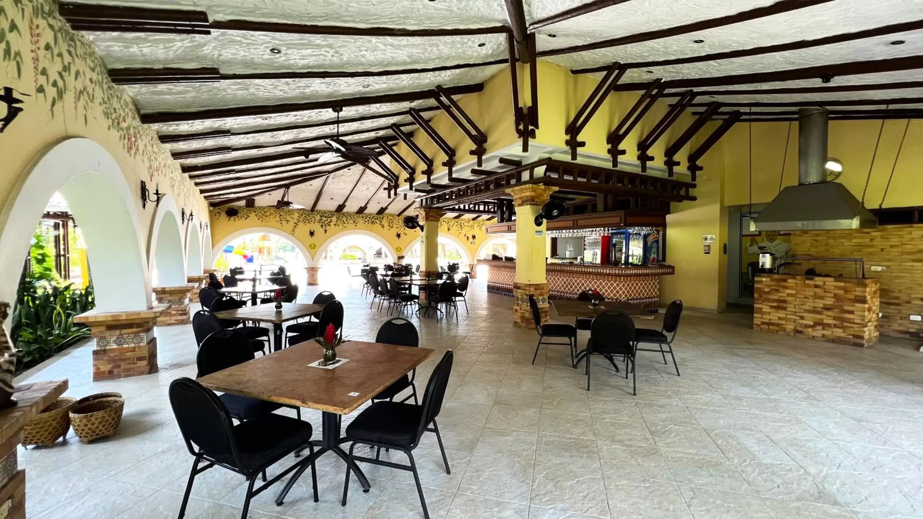 Restaurant/Places to Eat in El Campanario Hotel Campestre by Tequendama