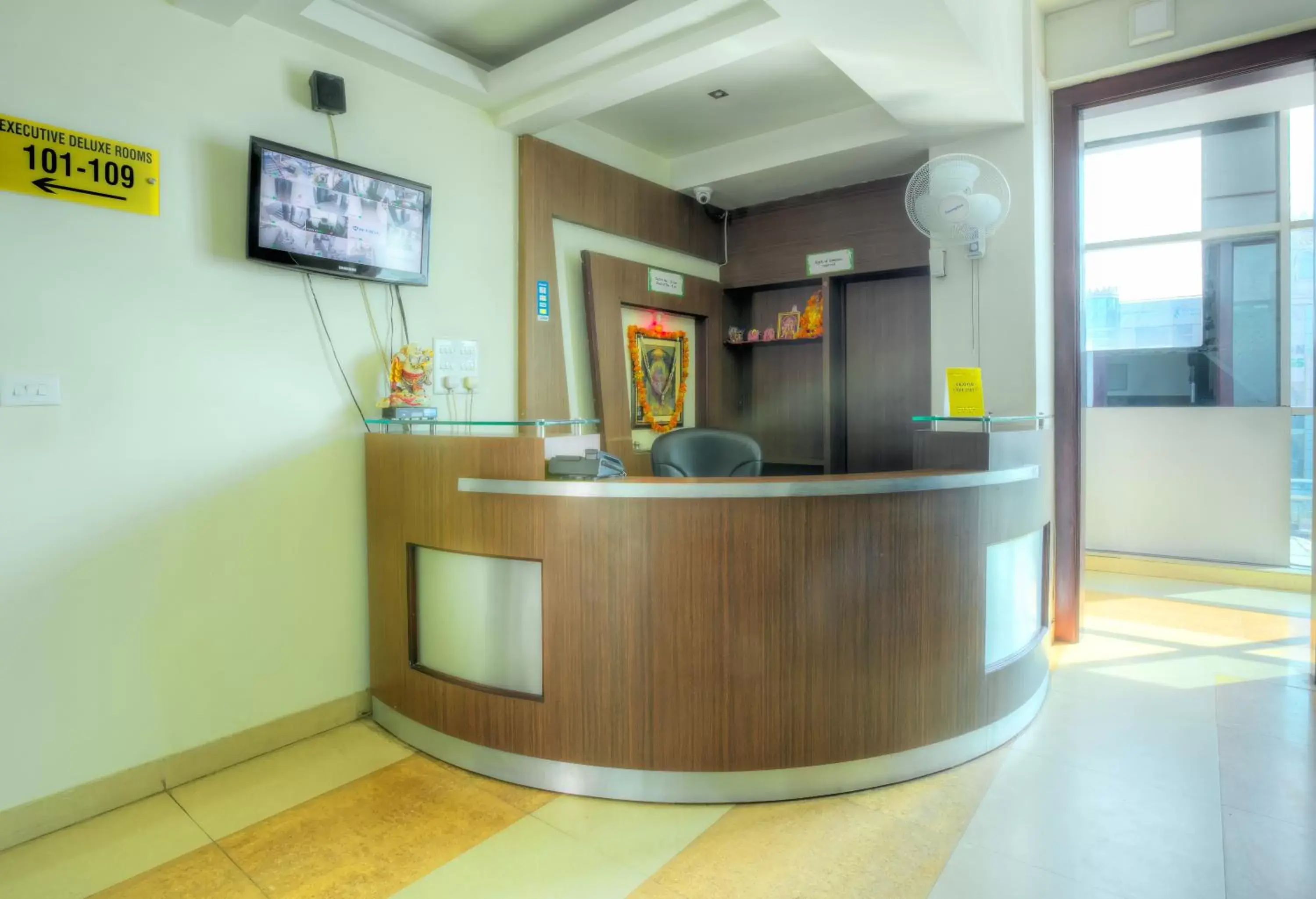 Lobby or reception, Lobby/Reception in Treebo Trend Shivam Inn Haniman