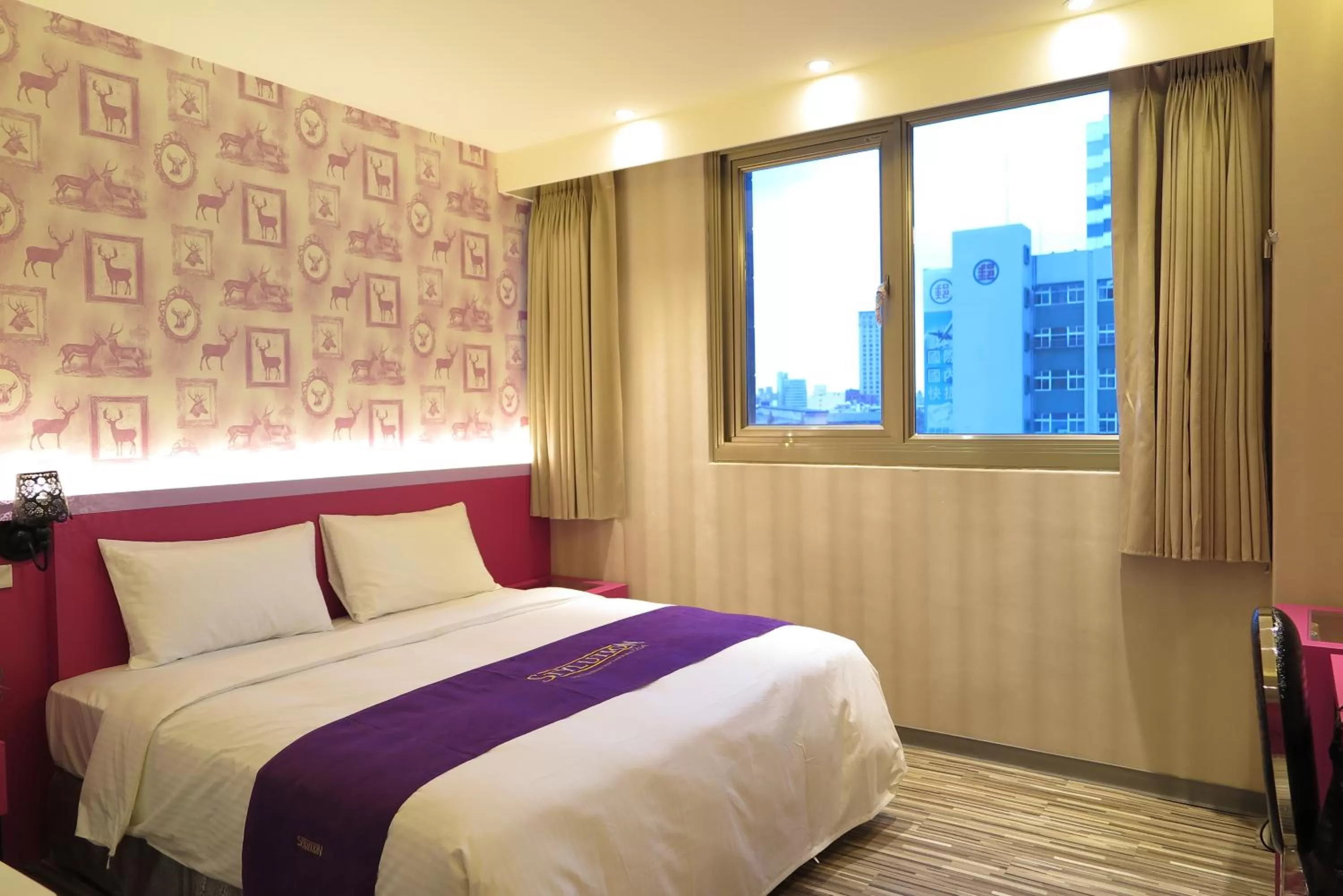 Photo of the whole room, Bed in 191 Hotel