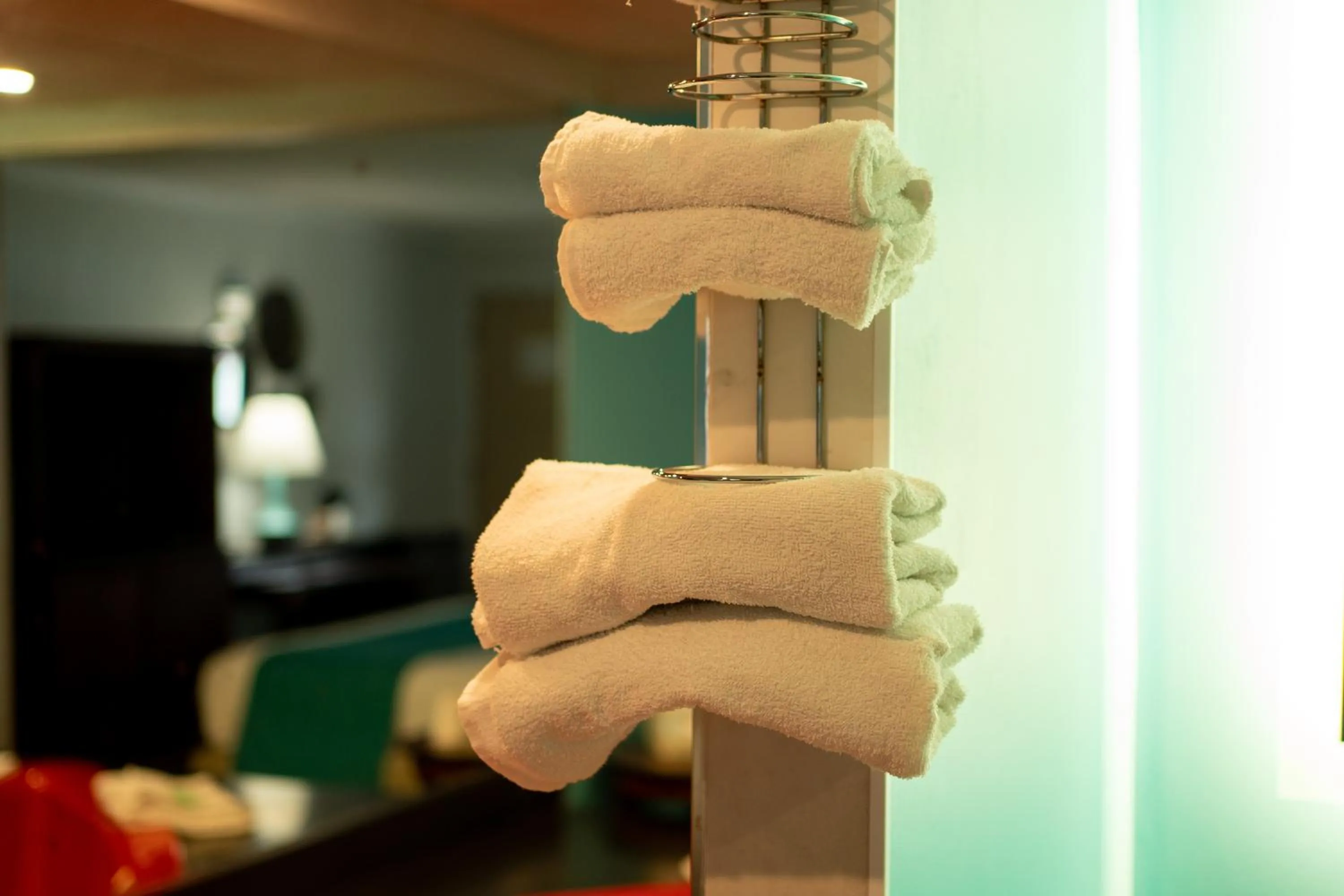 Howard Johnson by Wyndham Niagara Falls