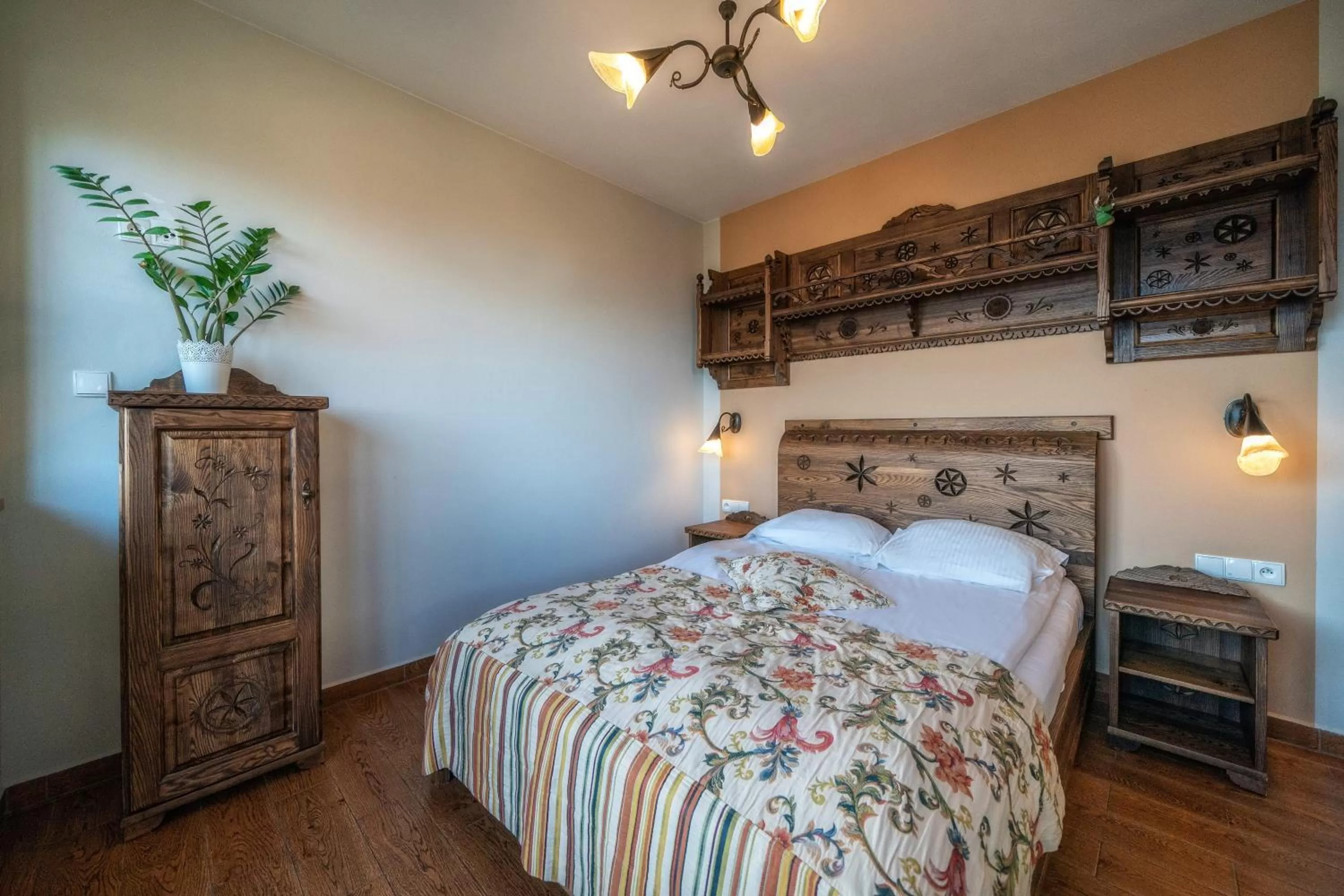 Bedroom, Bed in Butorowy Dwór