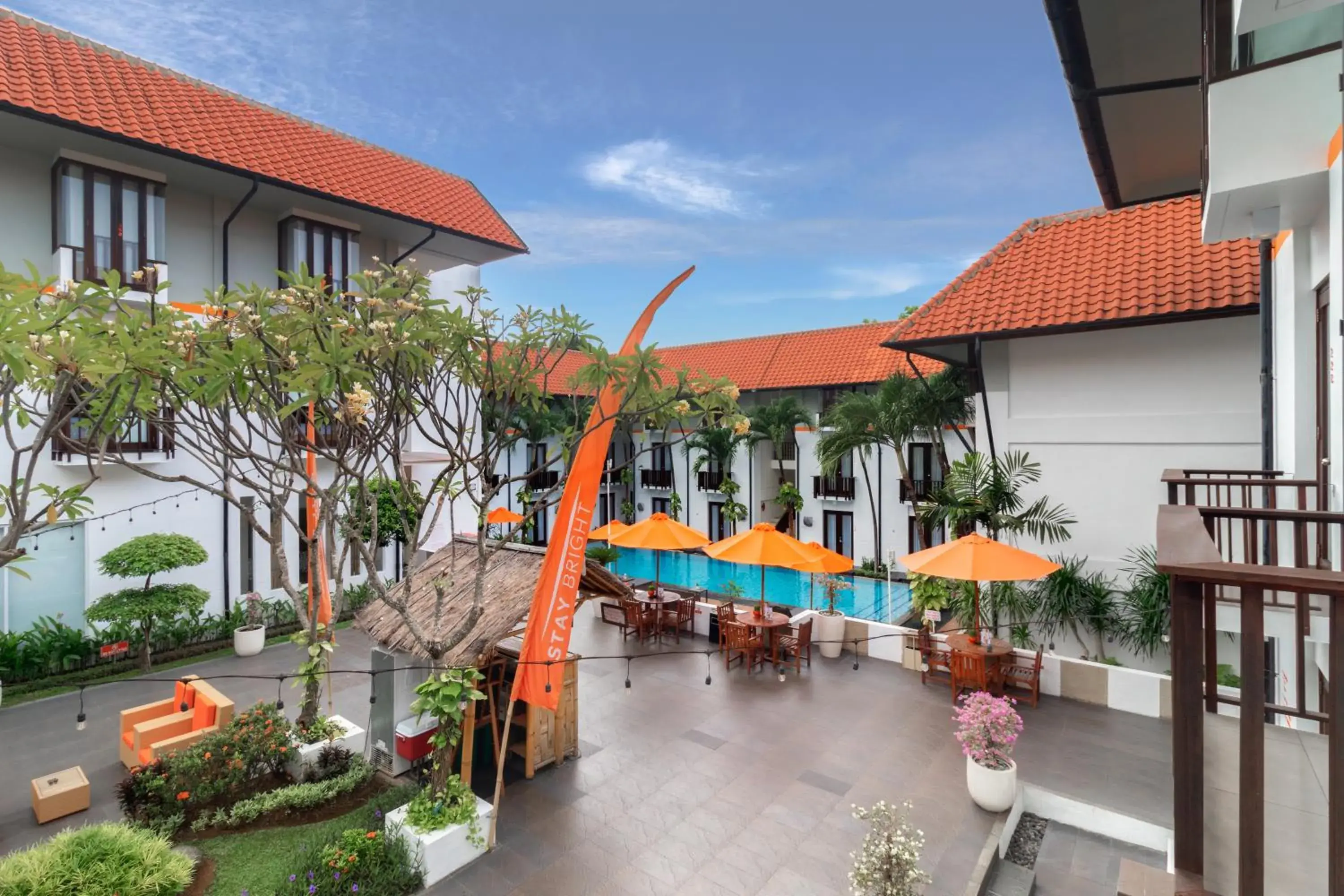 Swimming pool, Pool View in HARRIS Hotel Kuta Tuban Bali
