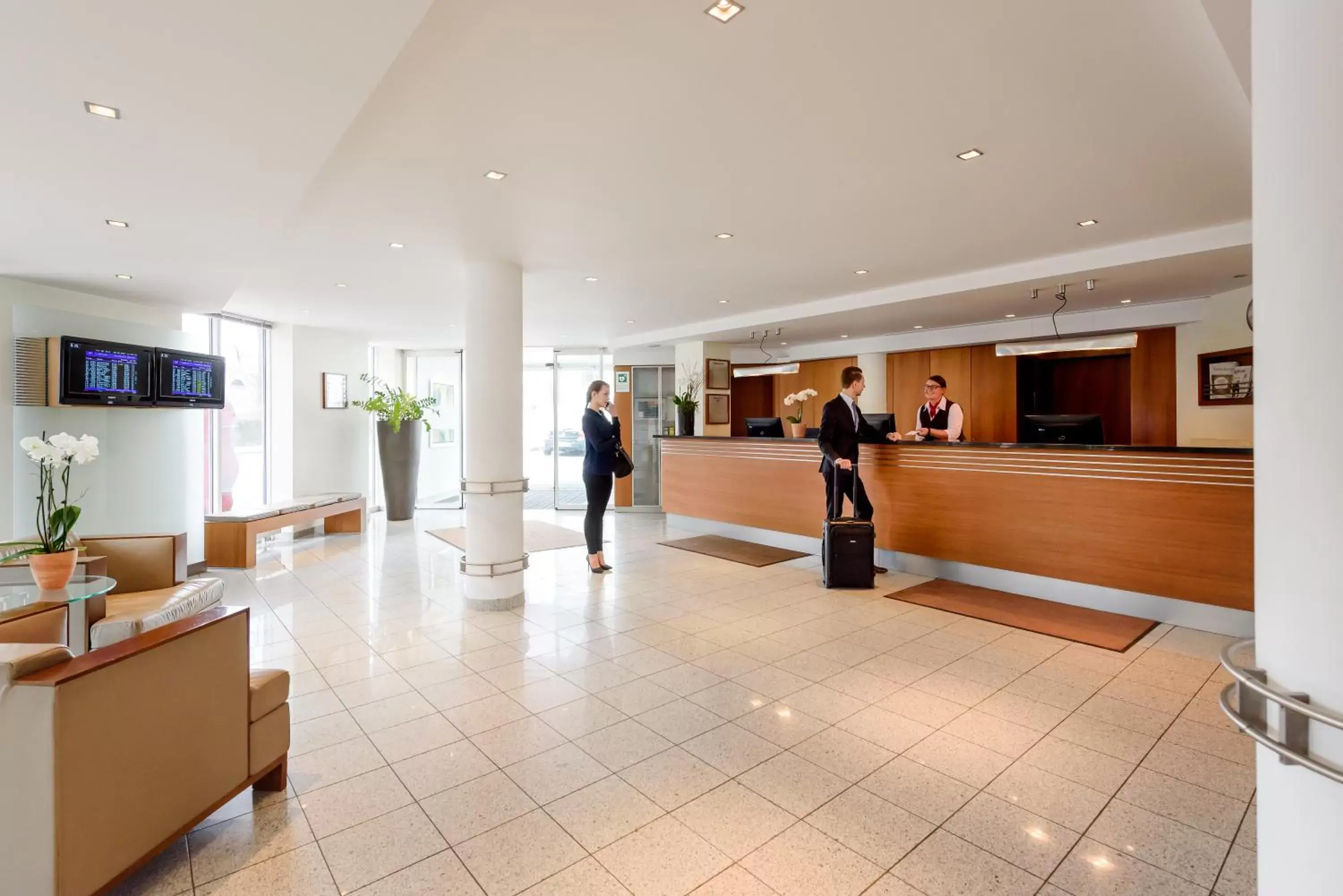 Lobby or reception in Mercure Hotel München Airport Freising
