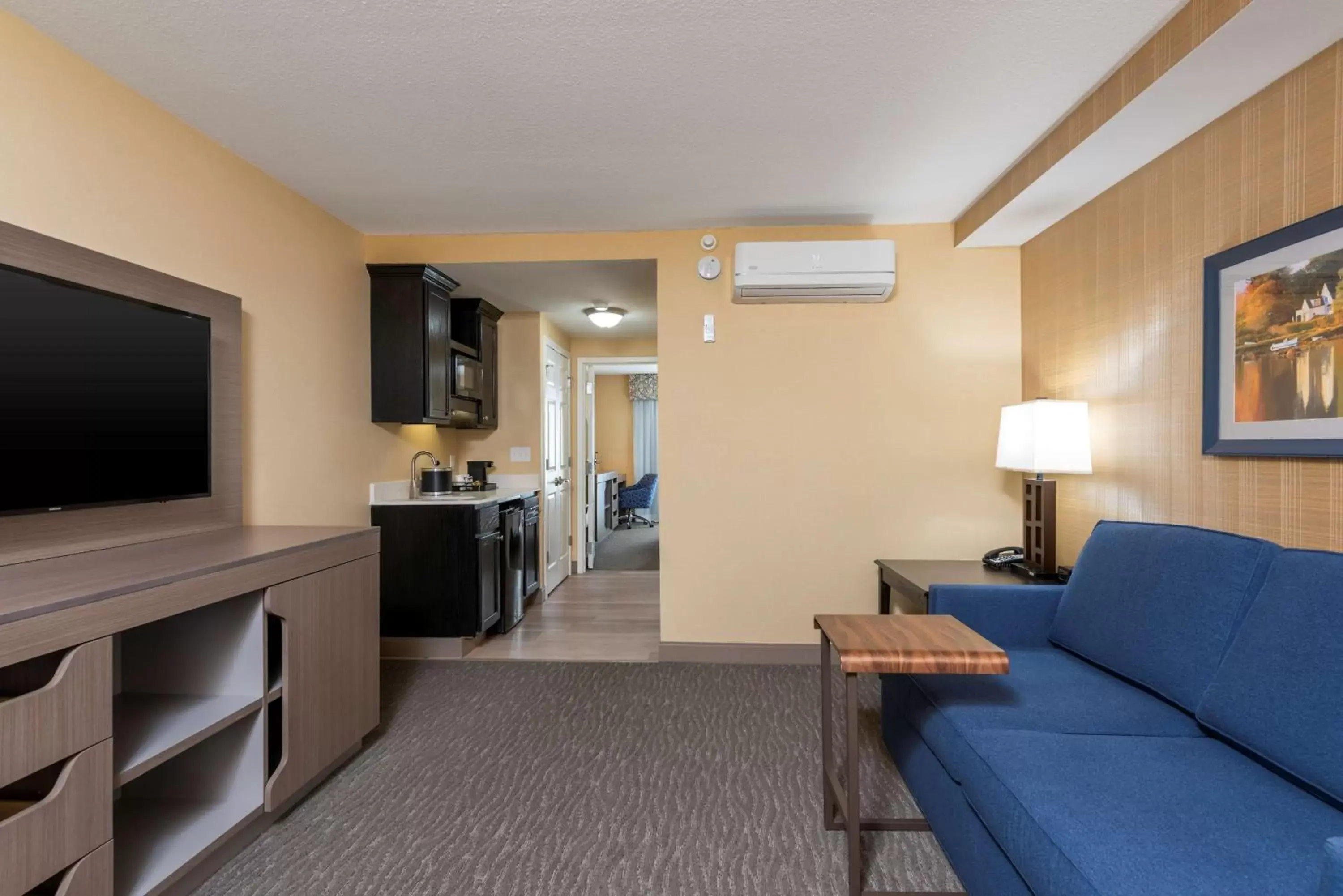 Bedroom, Seating Area in Hampton Inn Holland