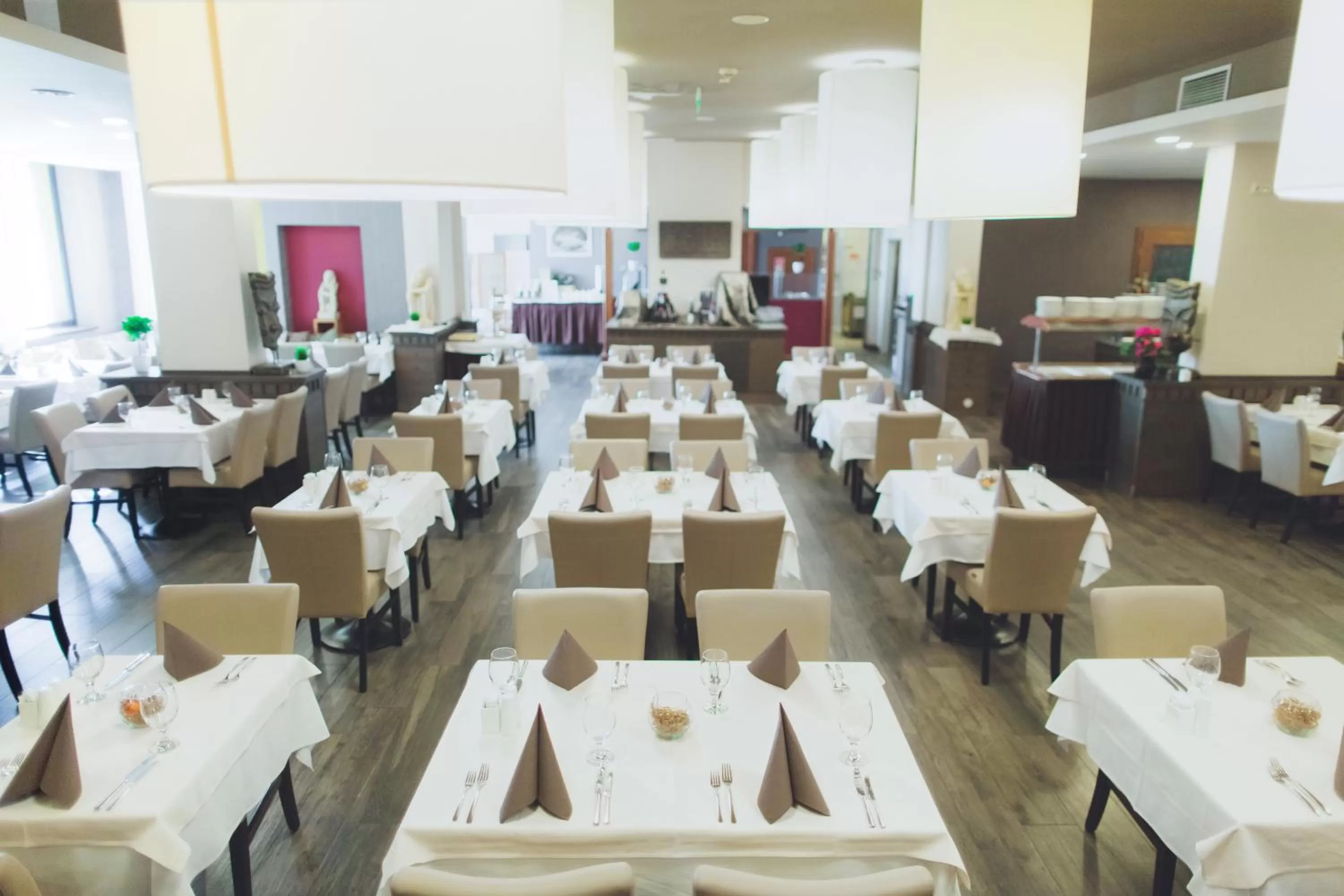 Restaurant/places to eat in Caramell Premium Resort