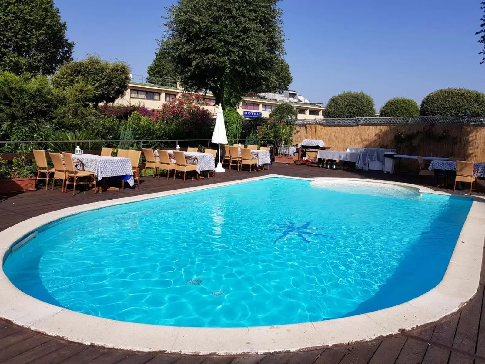Summer, Swimming Pool in Capodichino International Hotel