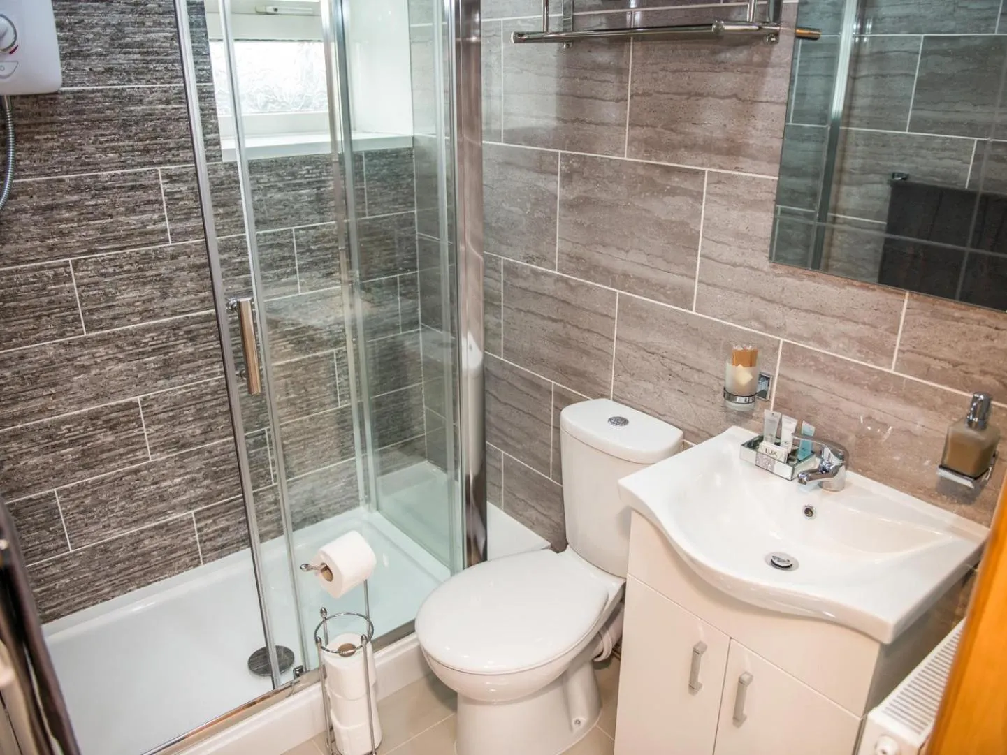 Bathroom in Sawrey Serviced Apartments