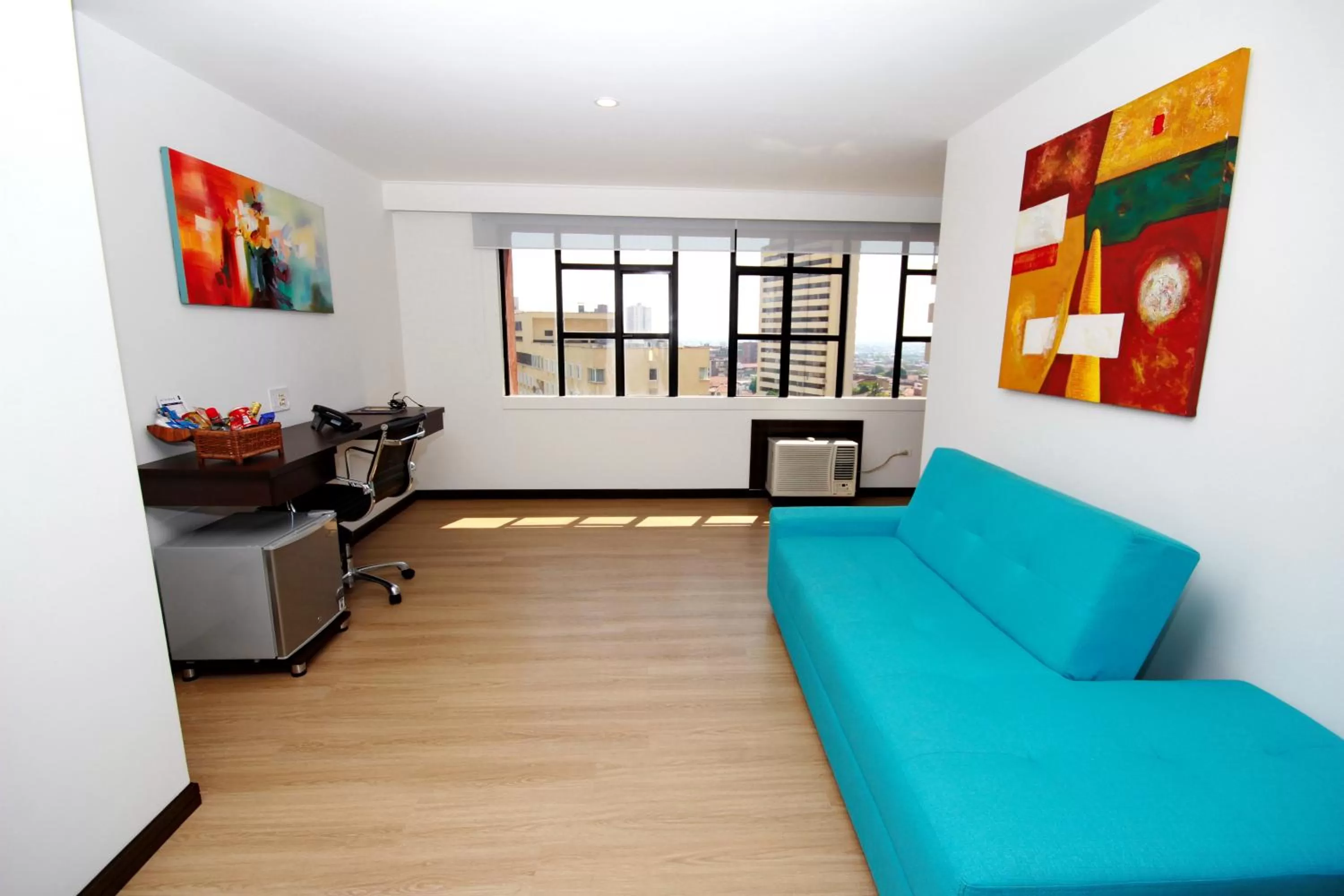 Living room in Hotel Dann Cali