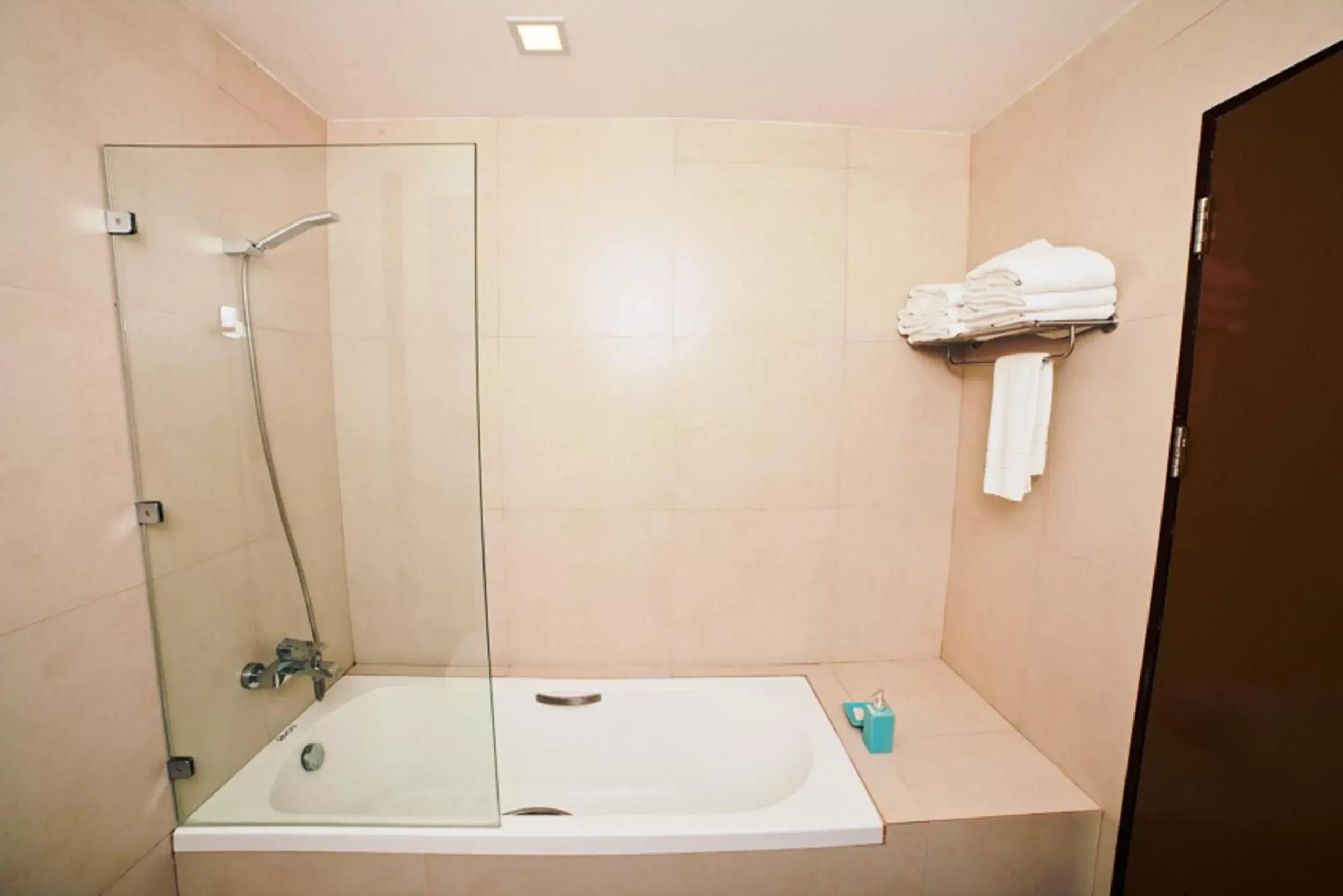 Shower, Bathroom in Ocean Suites Bohol Boutique Hotel