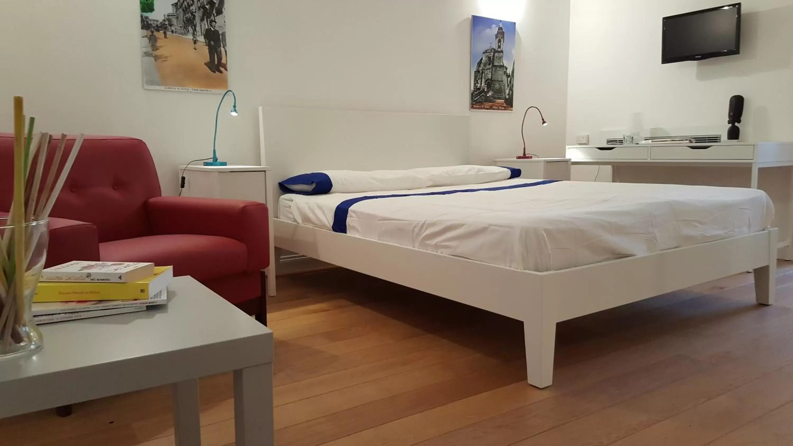 Photo of the whole room, Bed in Il Cortile del Marchese Beccadelli