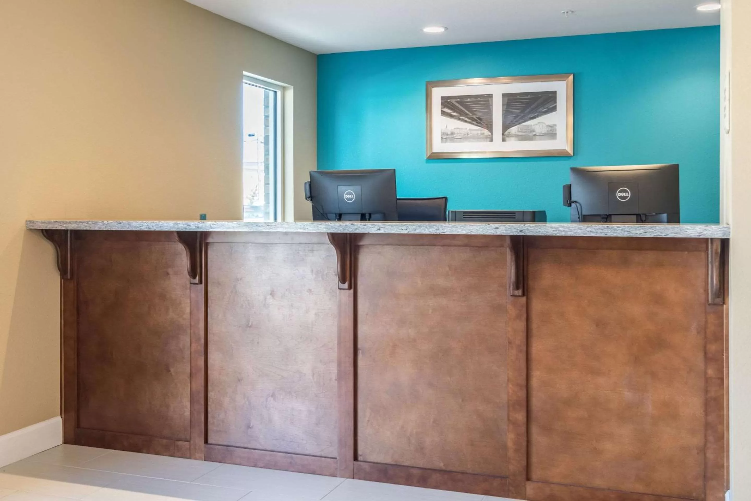 Lobby or reception in Econo Lodge Inn & Suites North Little Rock near Riverfront