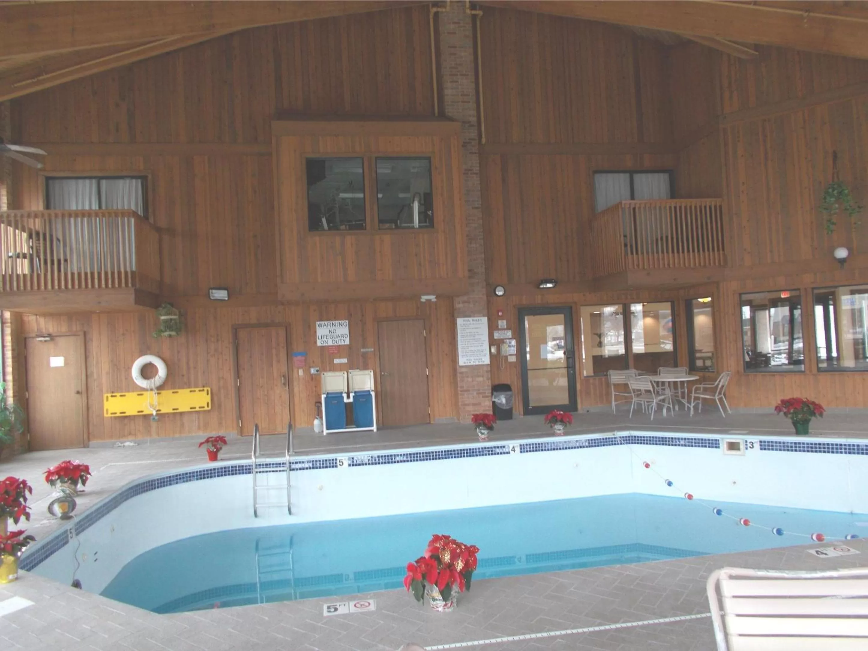 Swimming pool in Royalton Inn and Suites, Wilmington,Ohio