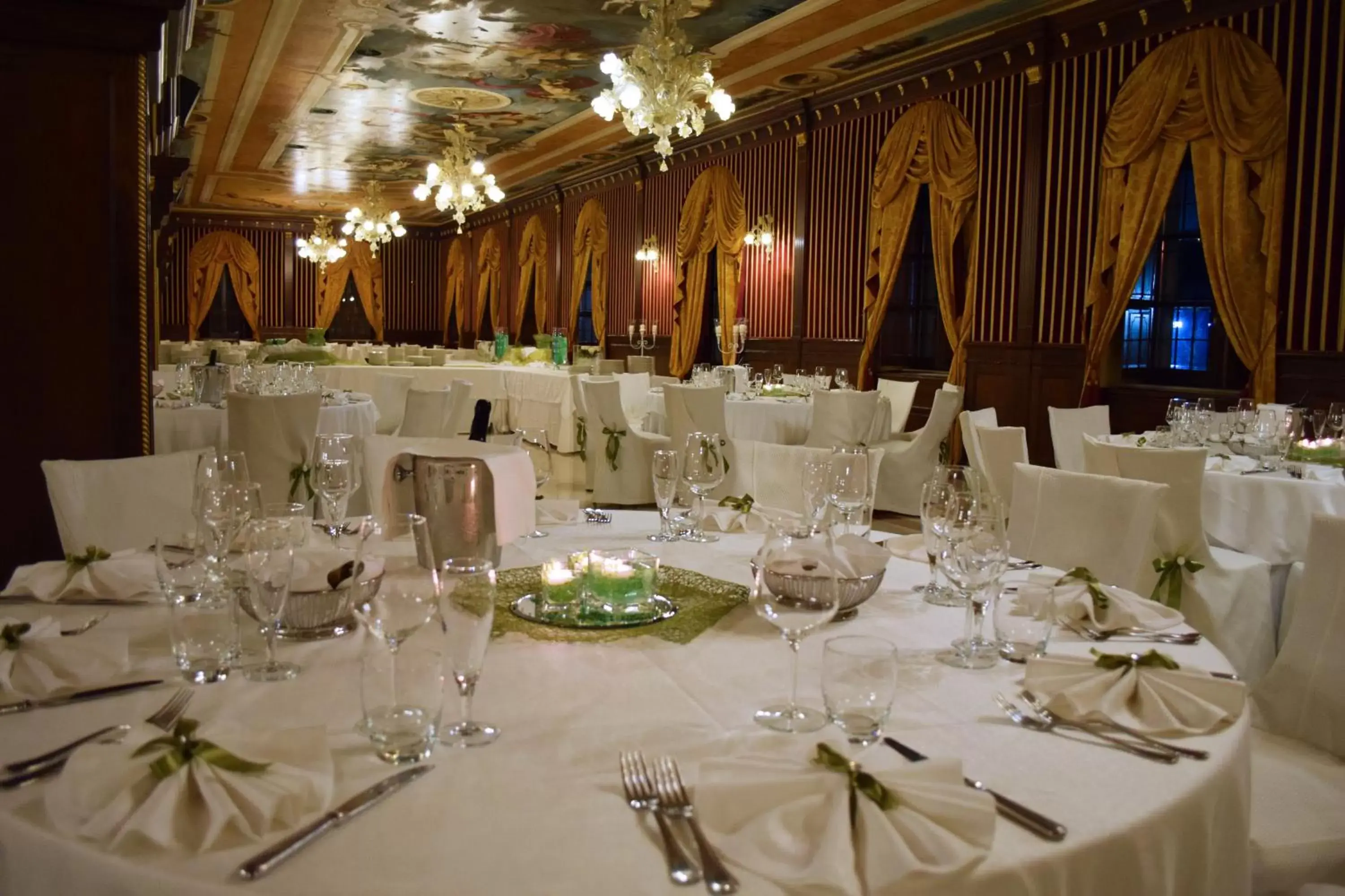 Banquet Facilities in Olimpus