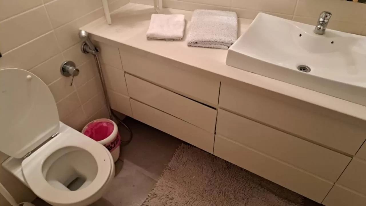 Toilet in Raphael Apartments