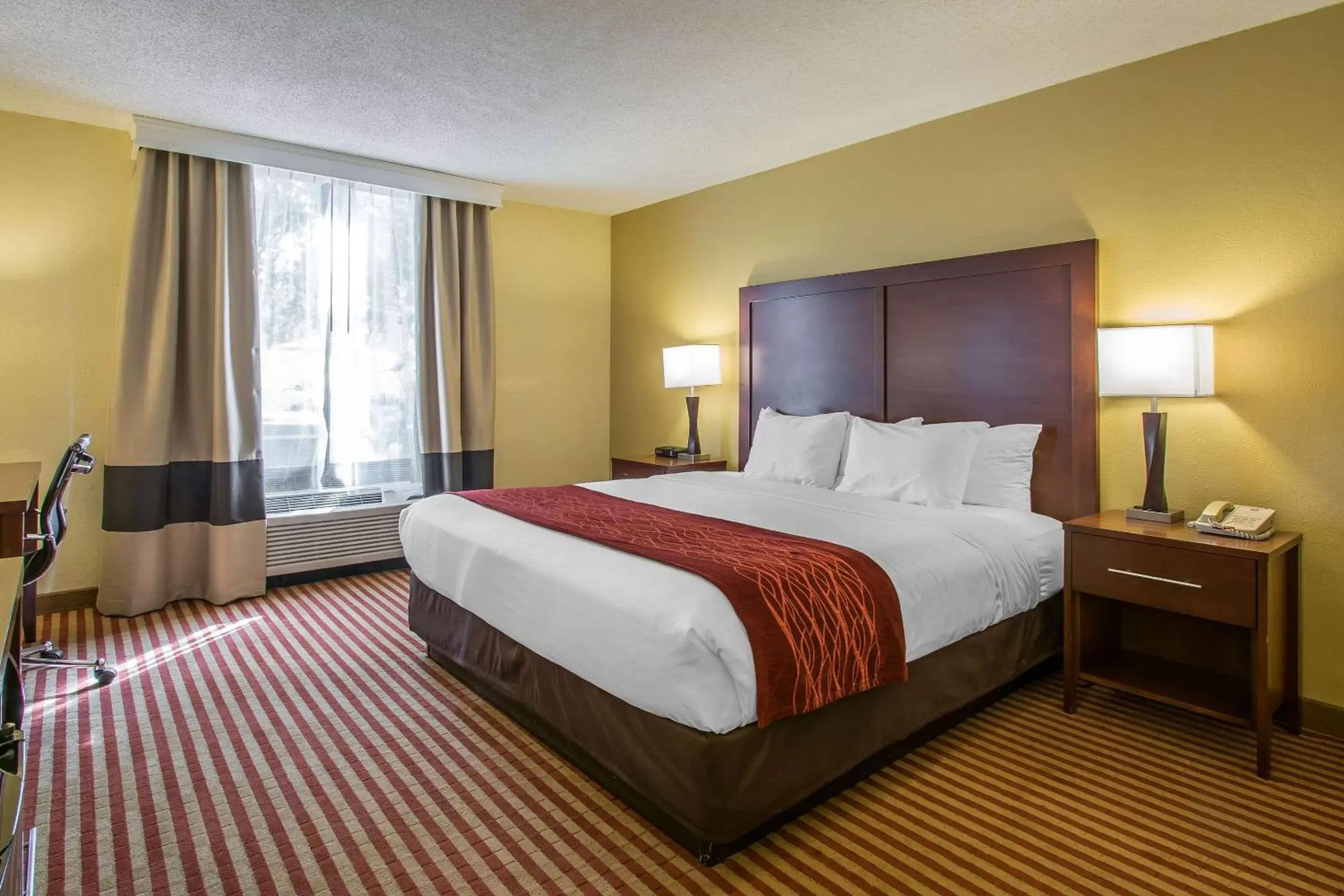Bedroom, Bed in Comfort Inn & Suites Kissimmee by the Parks