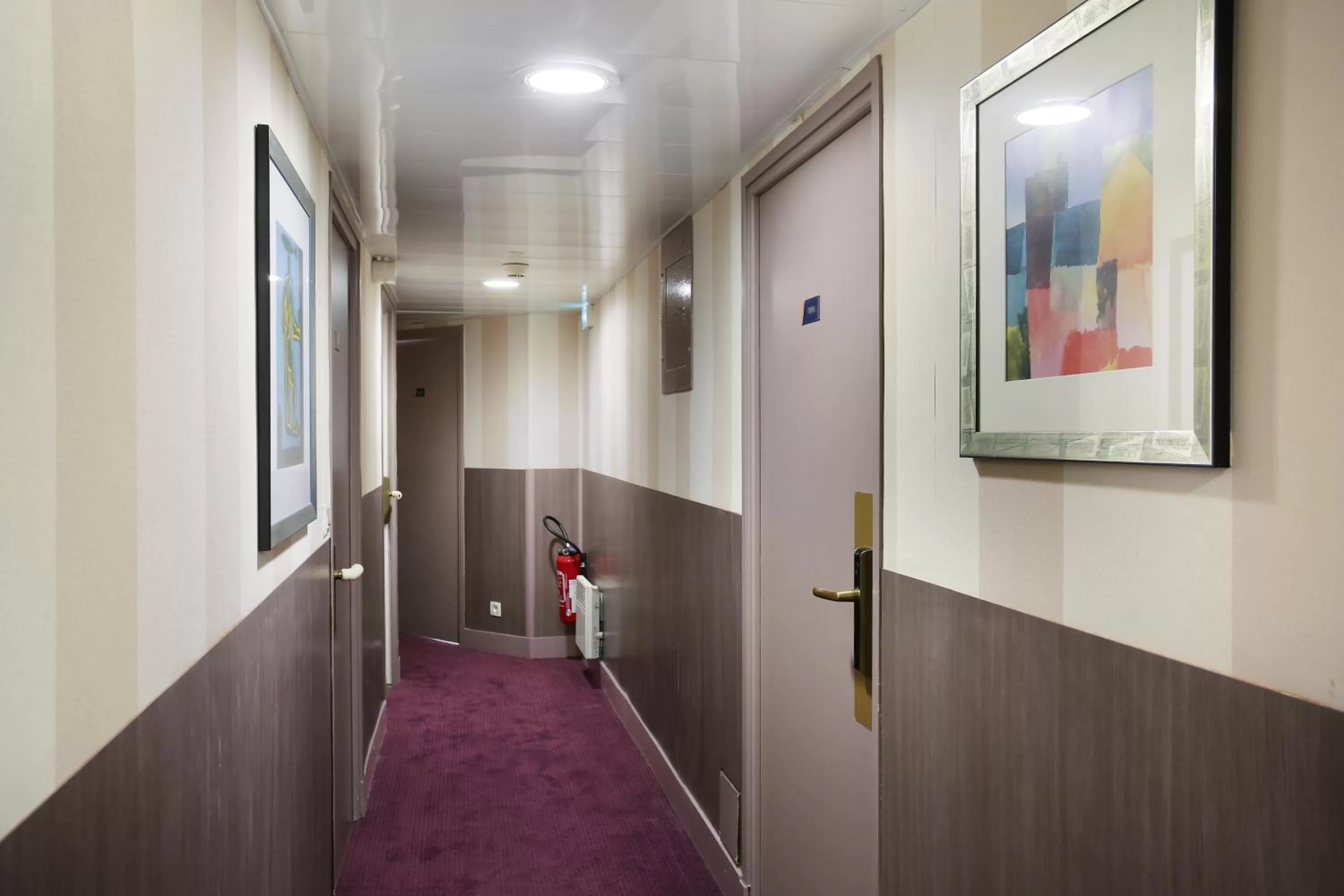 Decorative detail in Hotel Lautrec Opera