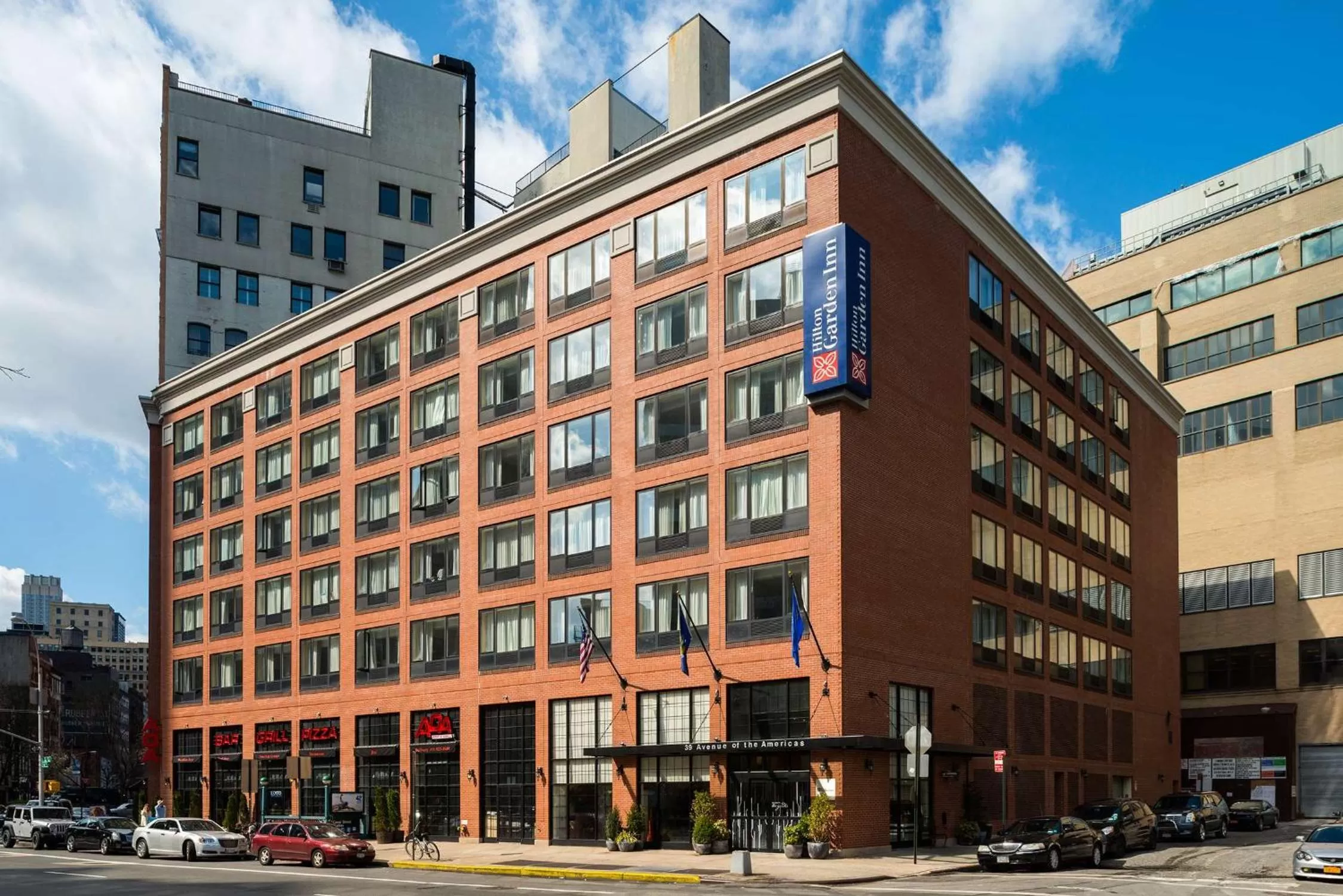 Property building in Hilton Garden Inn New York/Tribeca