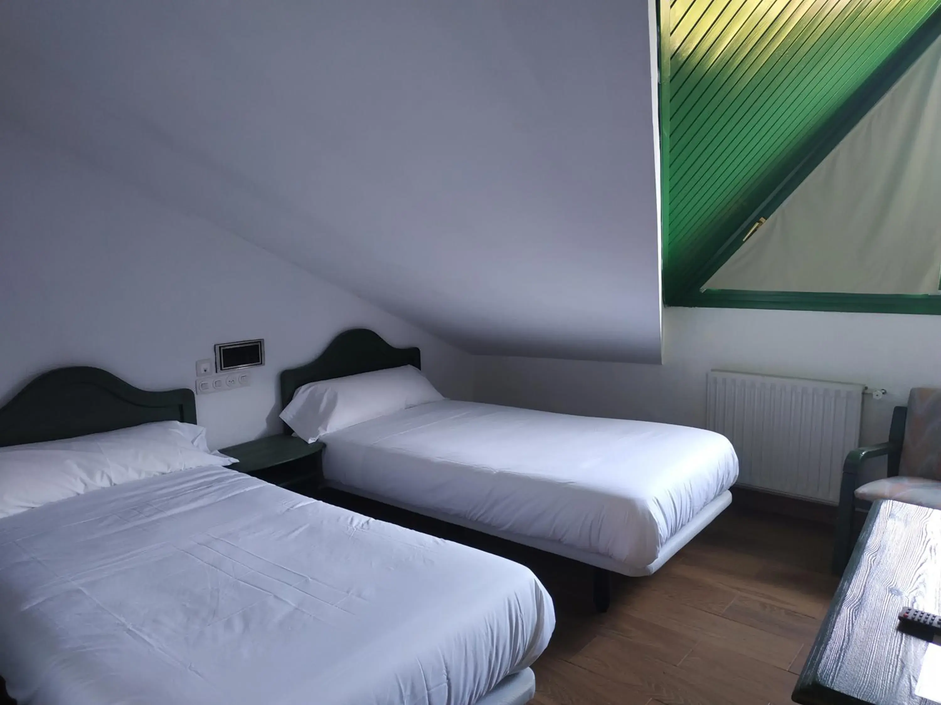 Bedroom, Bed in Sabiñanigo Camp & Hotel