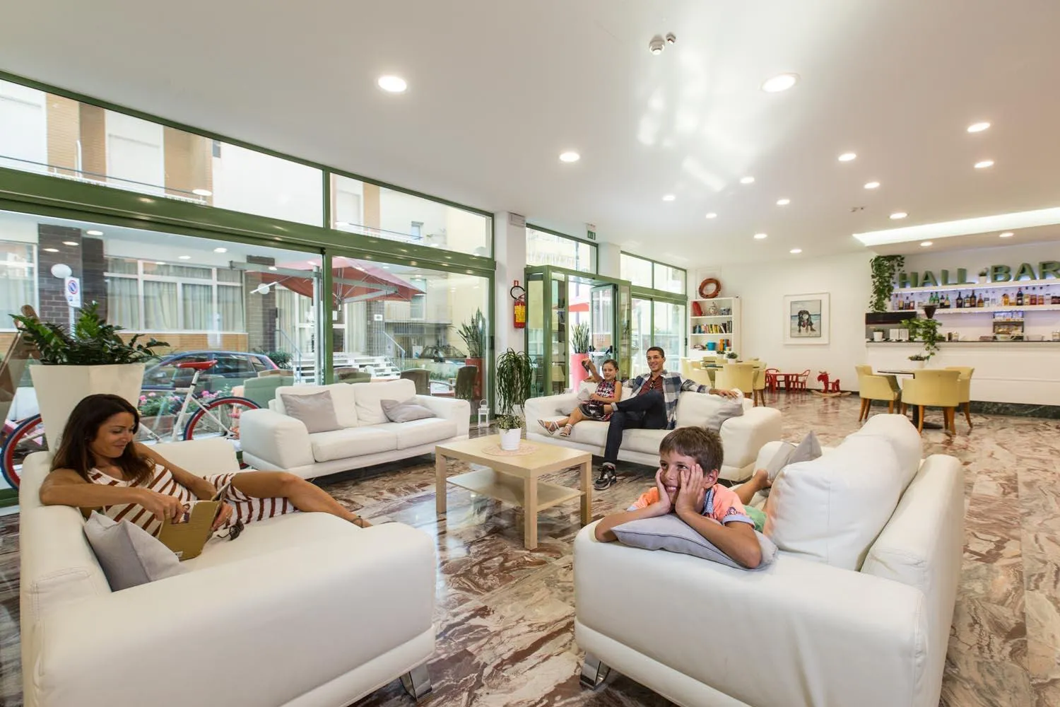 TV and multimedia in Hotel International