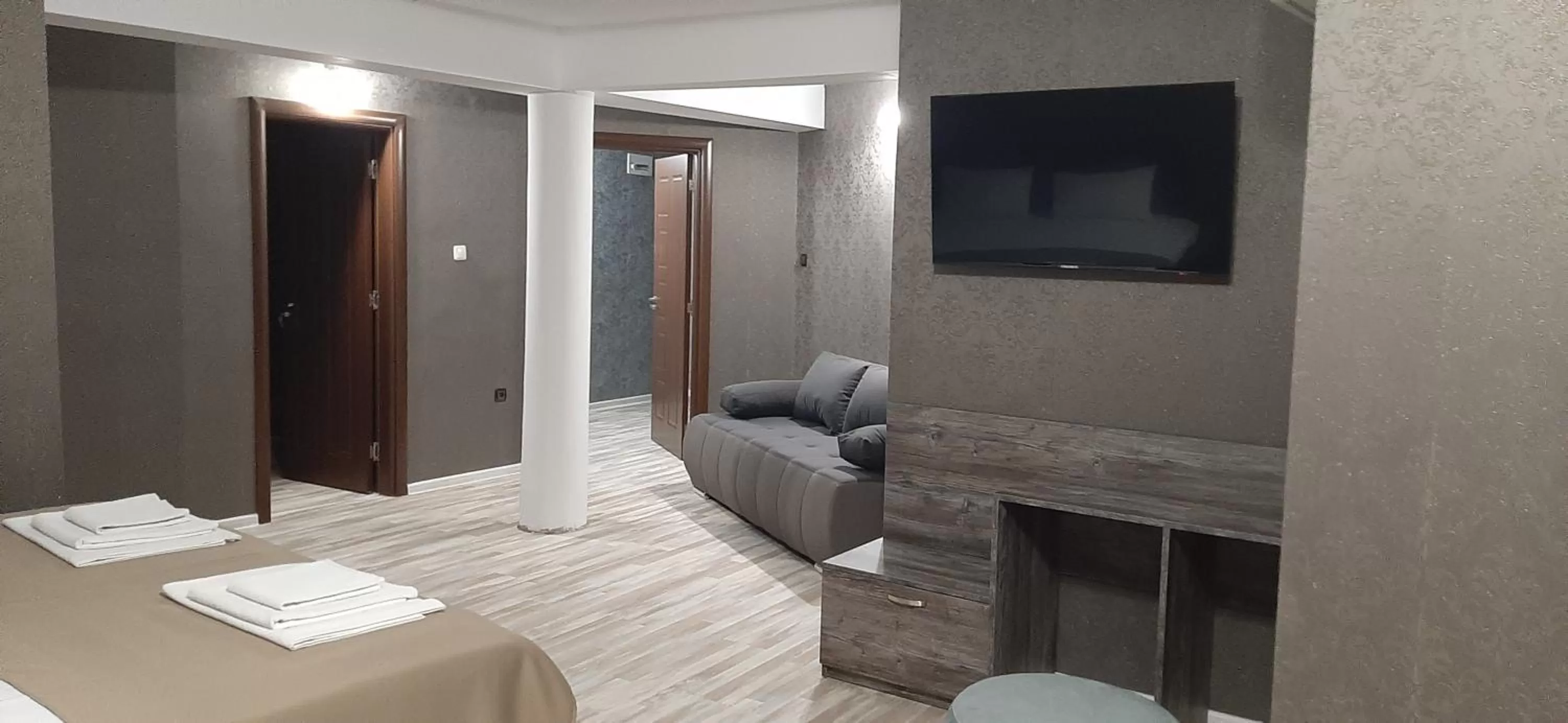 Bed in Vida Family Hotel