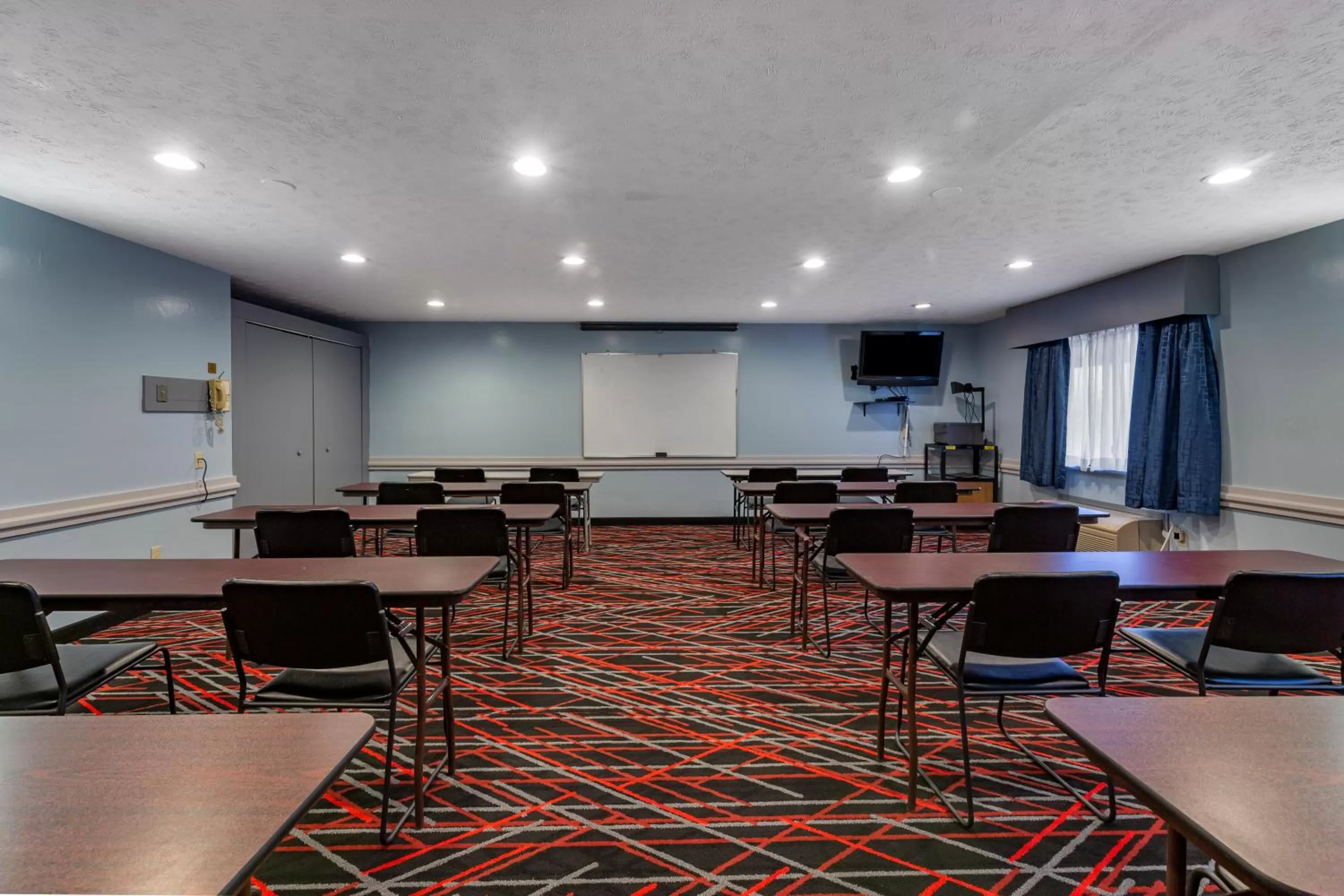 On site in Quality Inn Austintown-Youngstown West