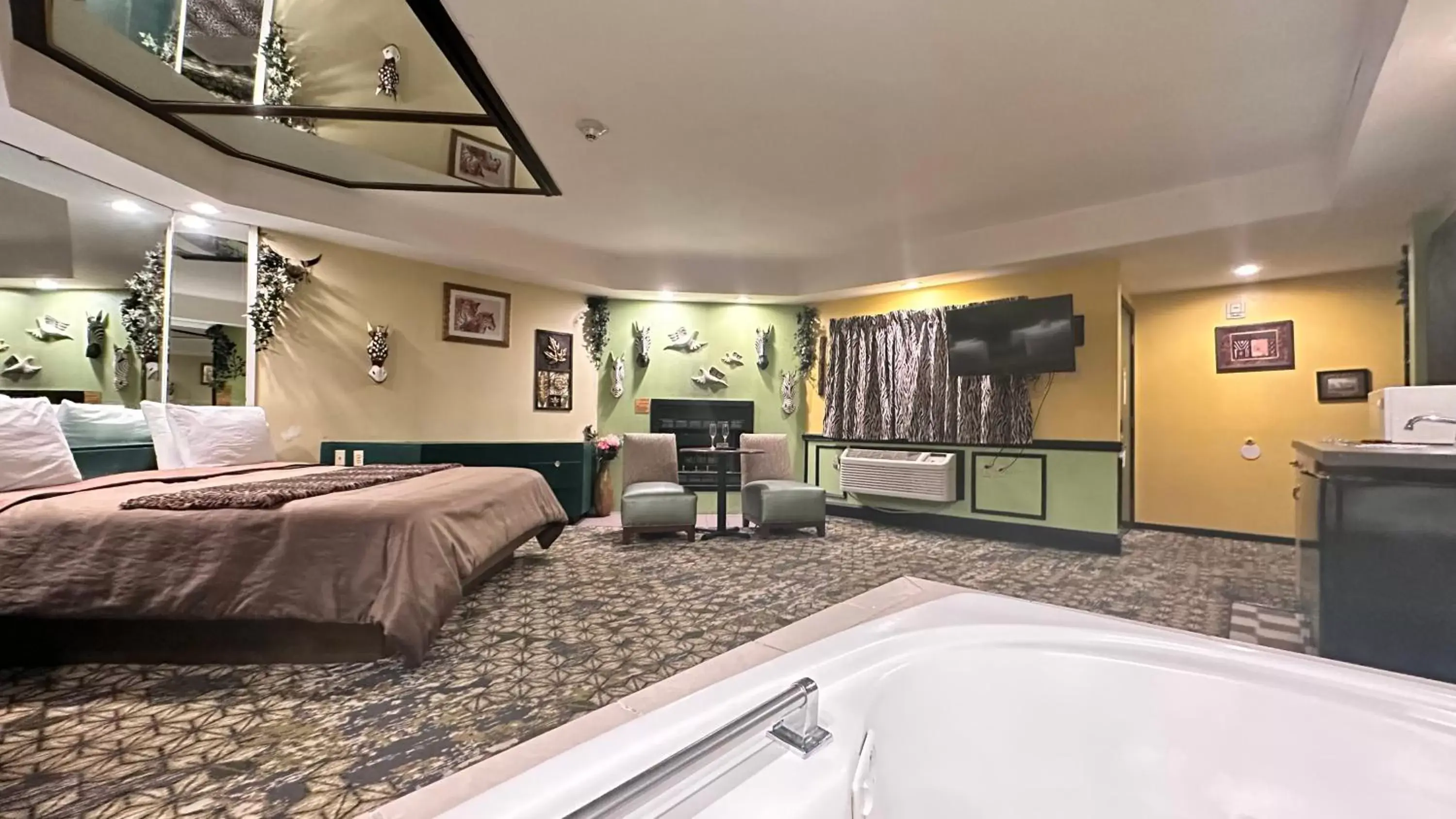 Inn of the Dove Romantic Luxury Suites with Jacuzzi & Fireplace at Harrisburg-Hershey, PA