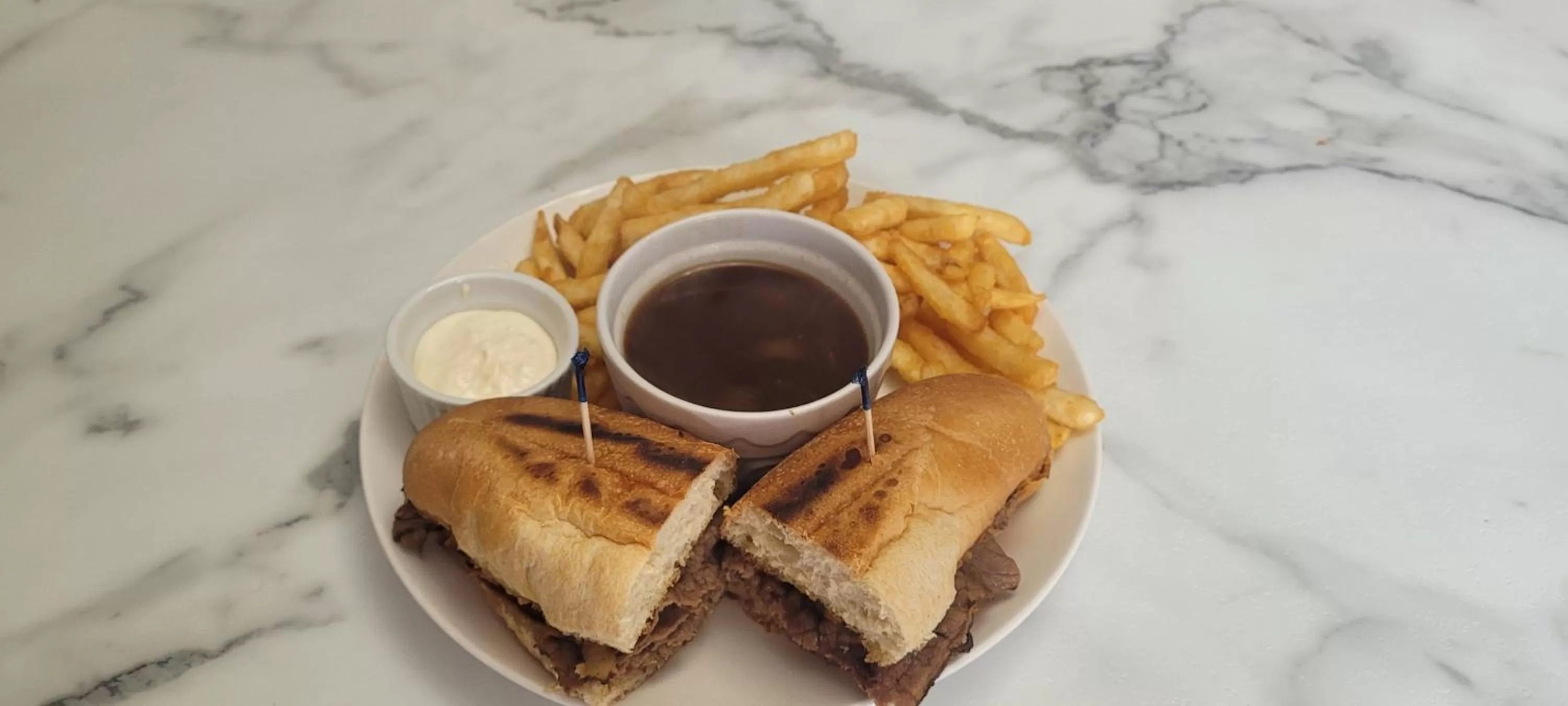 Lunch in The Harbourside Inn & Cafe