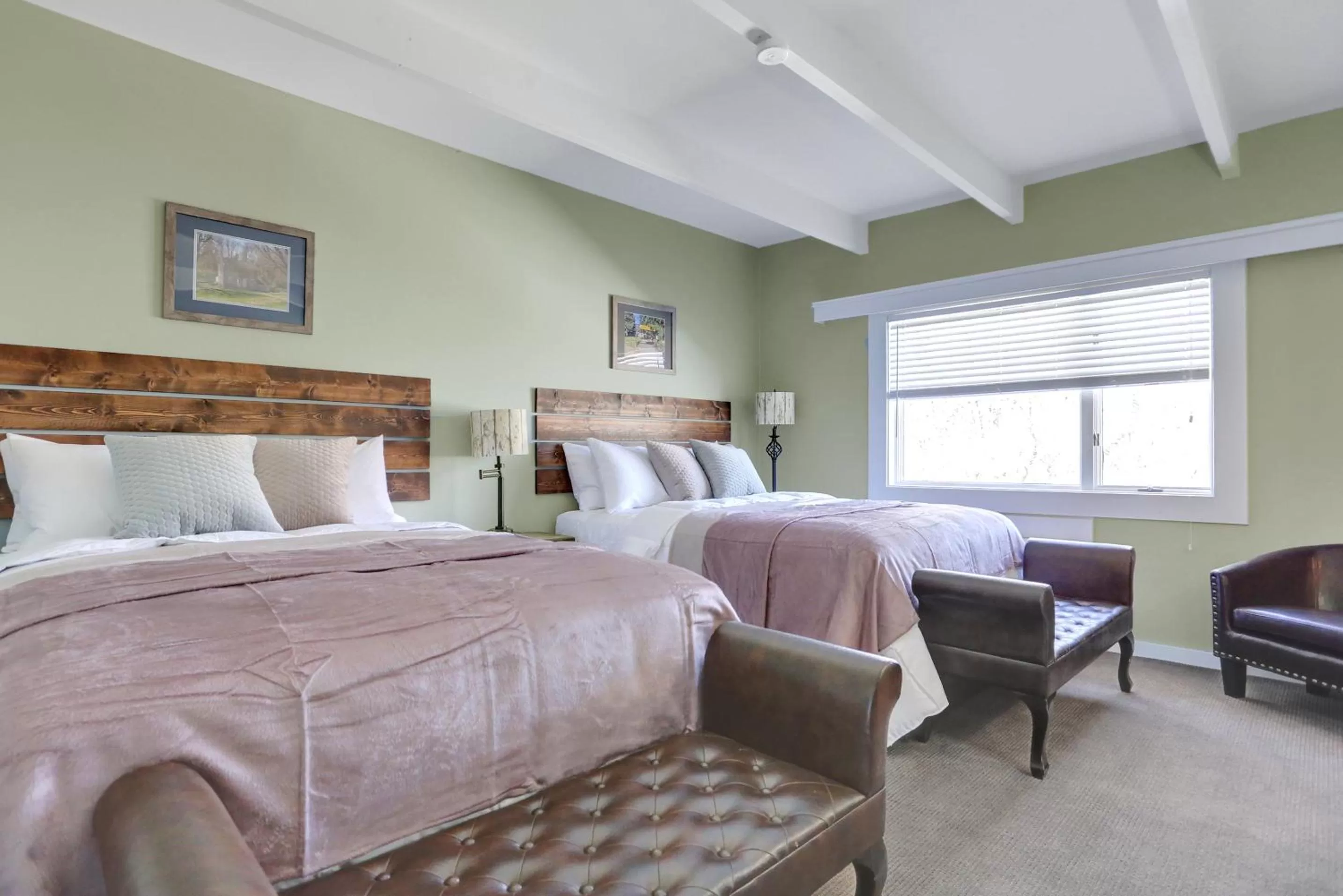 Bed in Allenberry Resort