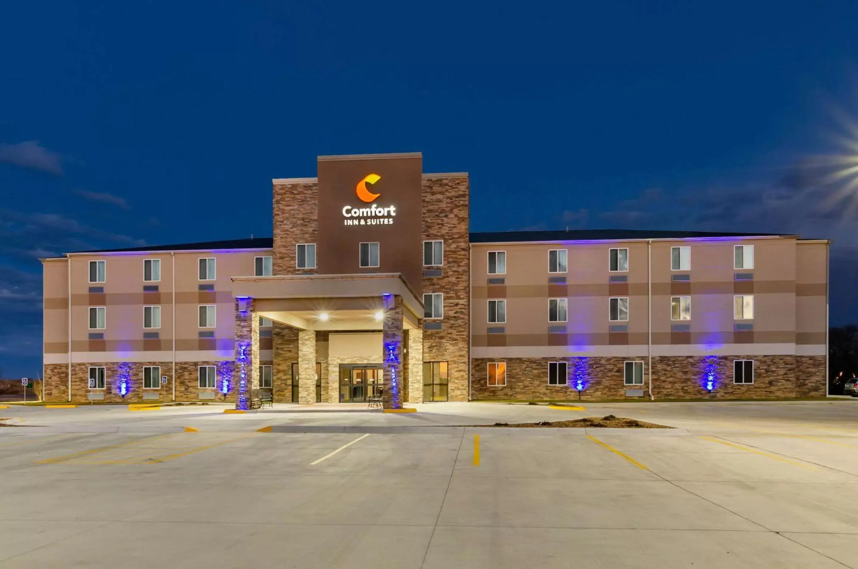 Other, Property Building in Comfort Inn & Suites Salina North