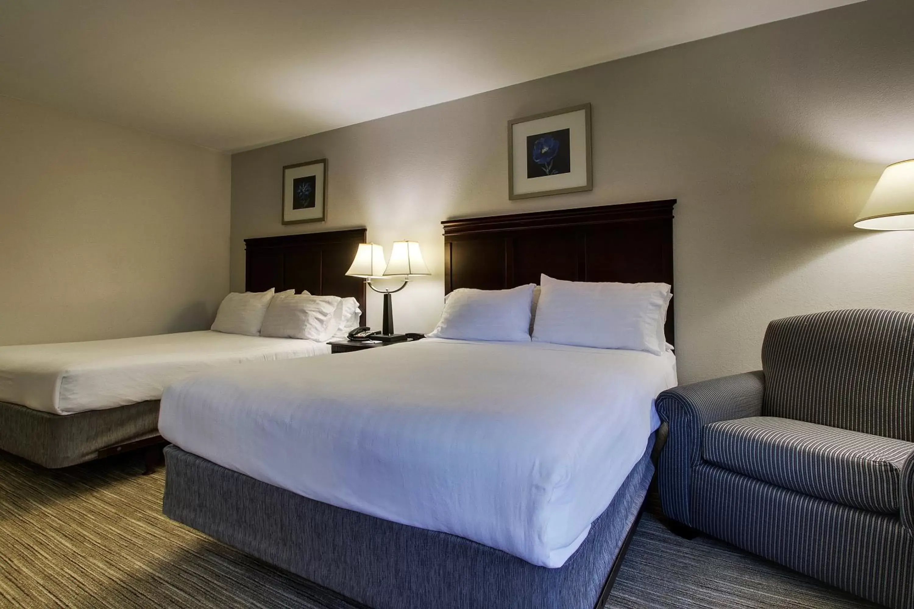 Standard Room with Two Queen Beds in Holiday Inn Express Hotel & Suites Middleboro Raynham by IHG Standard Room with Two Queen Beds in Holiday Inn Express Hotel & Suites Middleboro Raynham by IHG