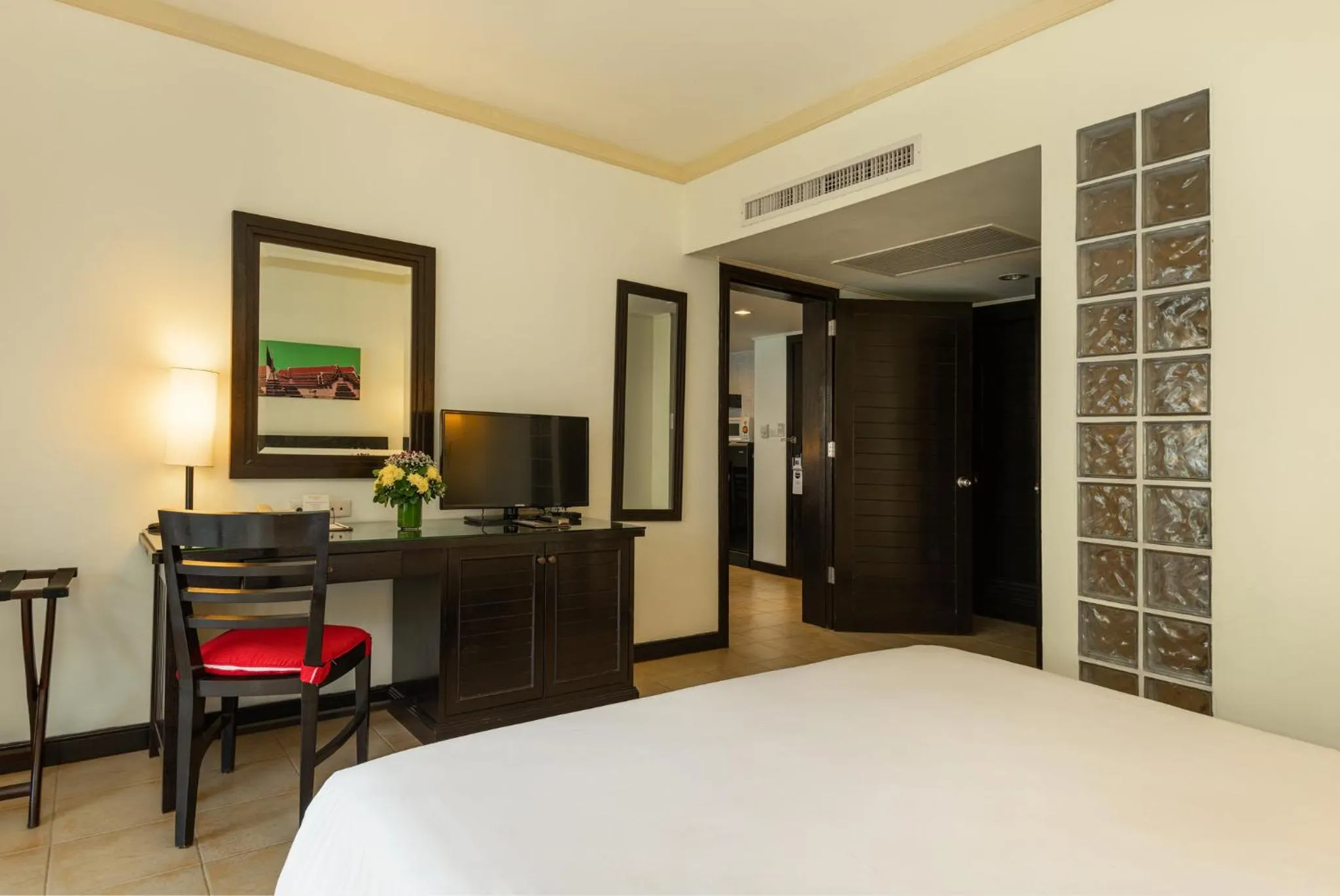 Photo of the whole room, Bed in Centara Kata Resort Phuket