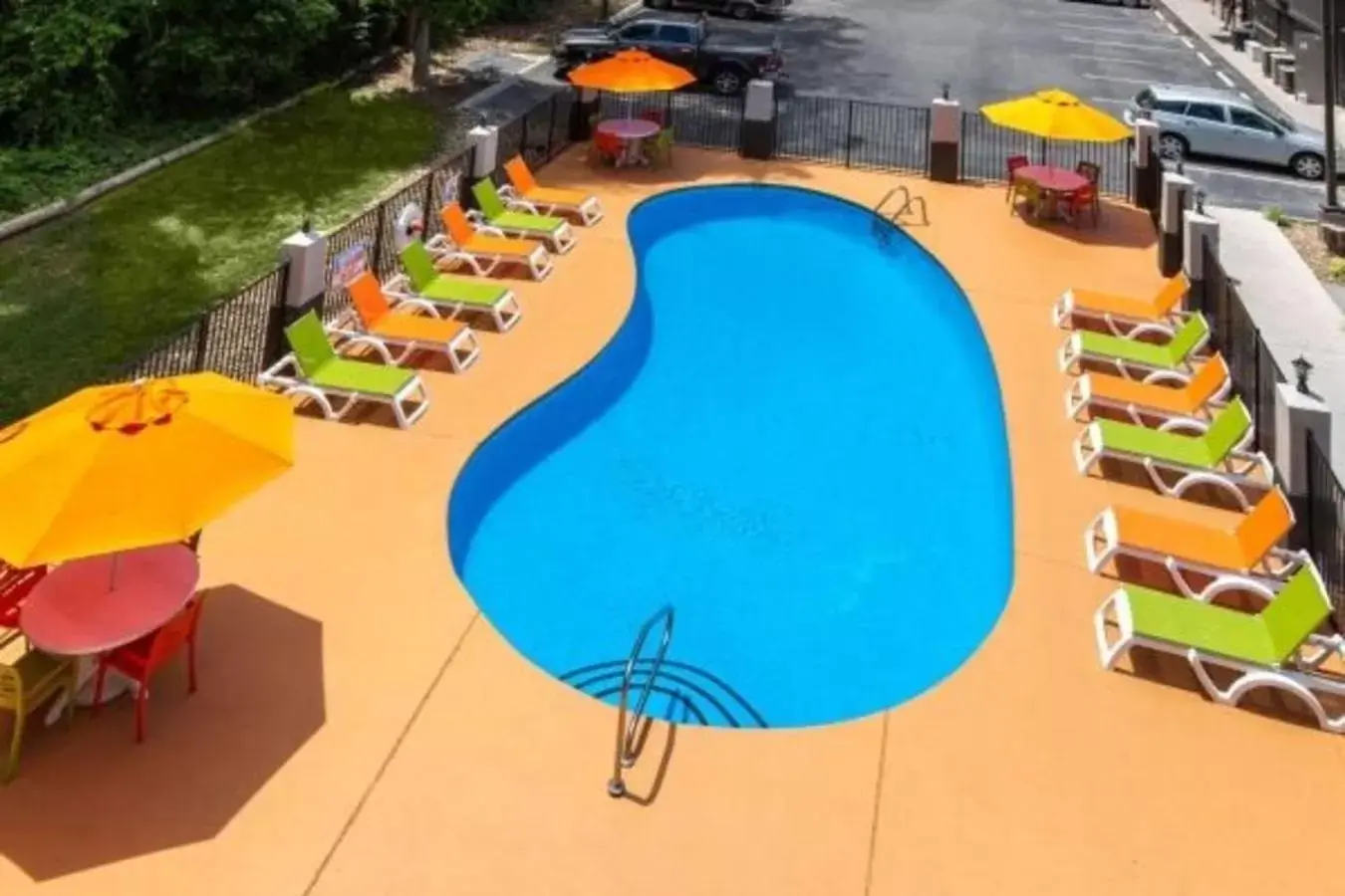 Swimming pool, Pool View in Super 8 by Wyndham Pigeon Forge-Emert St