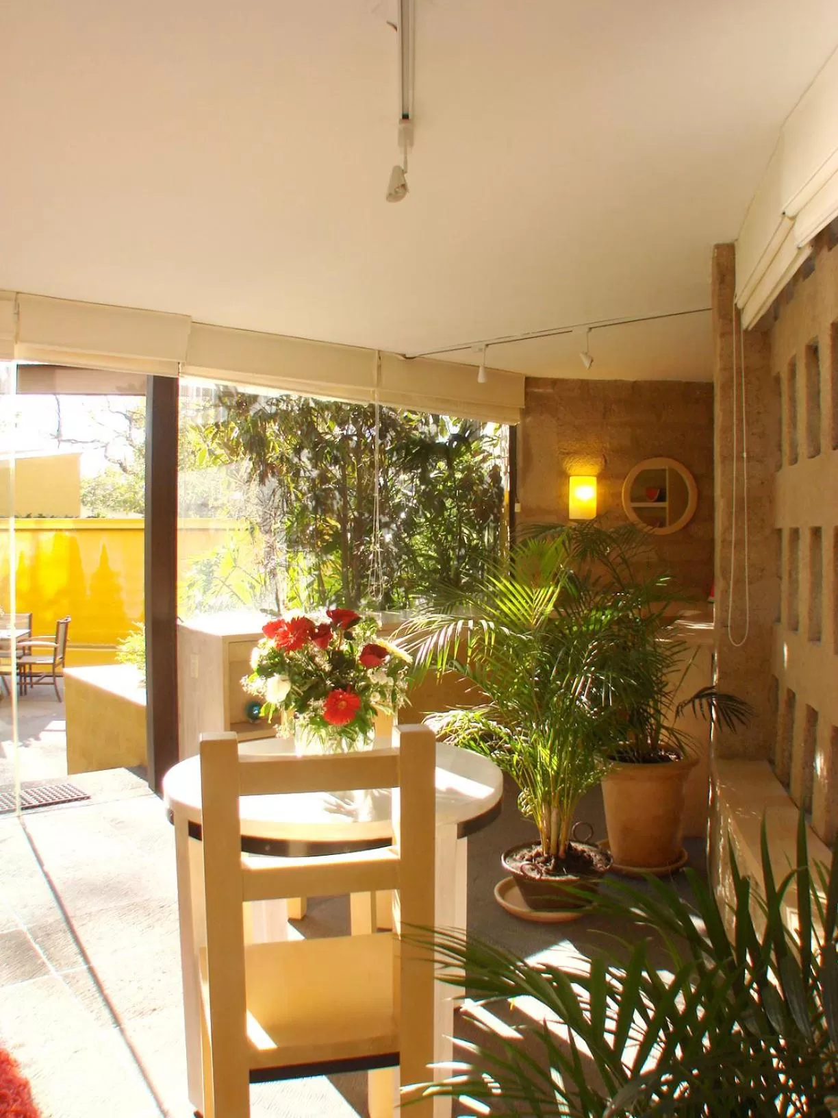 Property building in Hotel Casa en el Campo