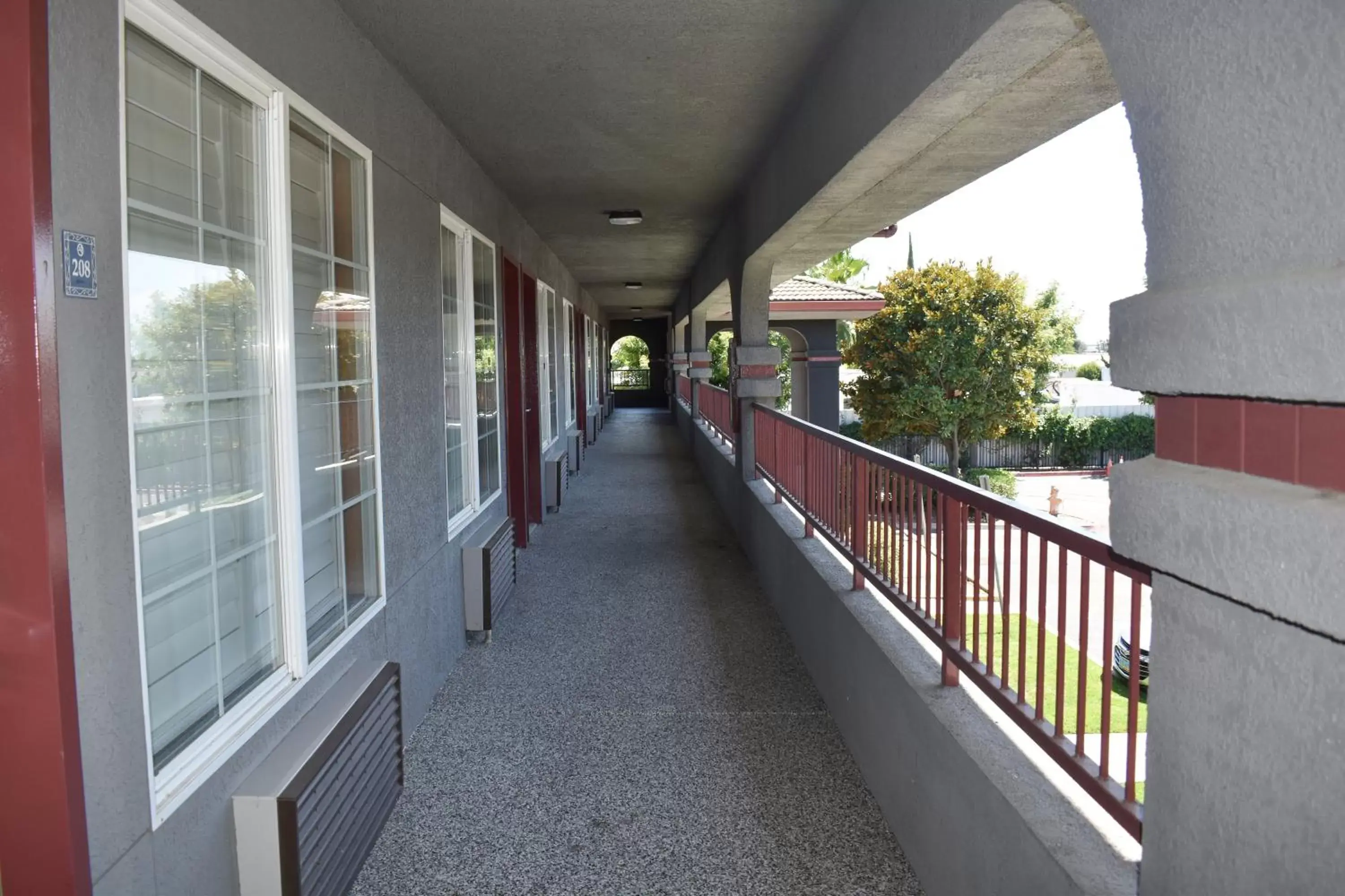 Balcony/Terrace in Americas Best Value Inn Manteca