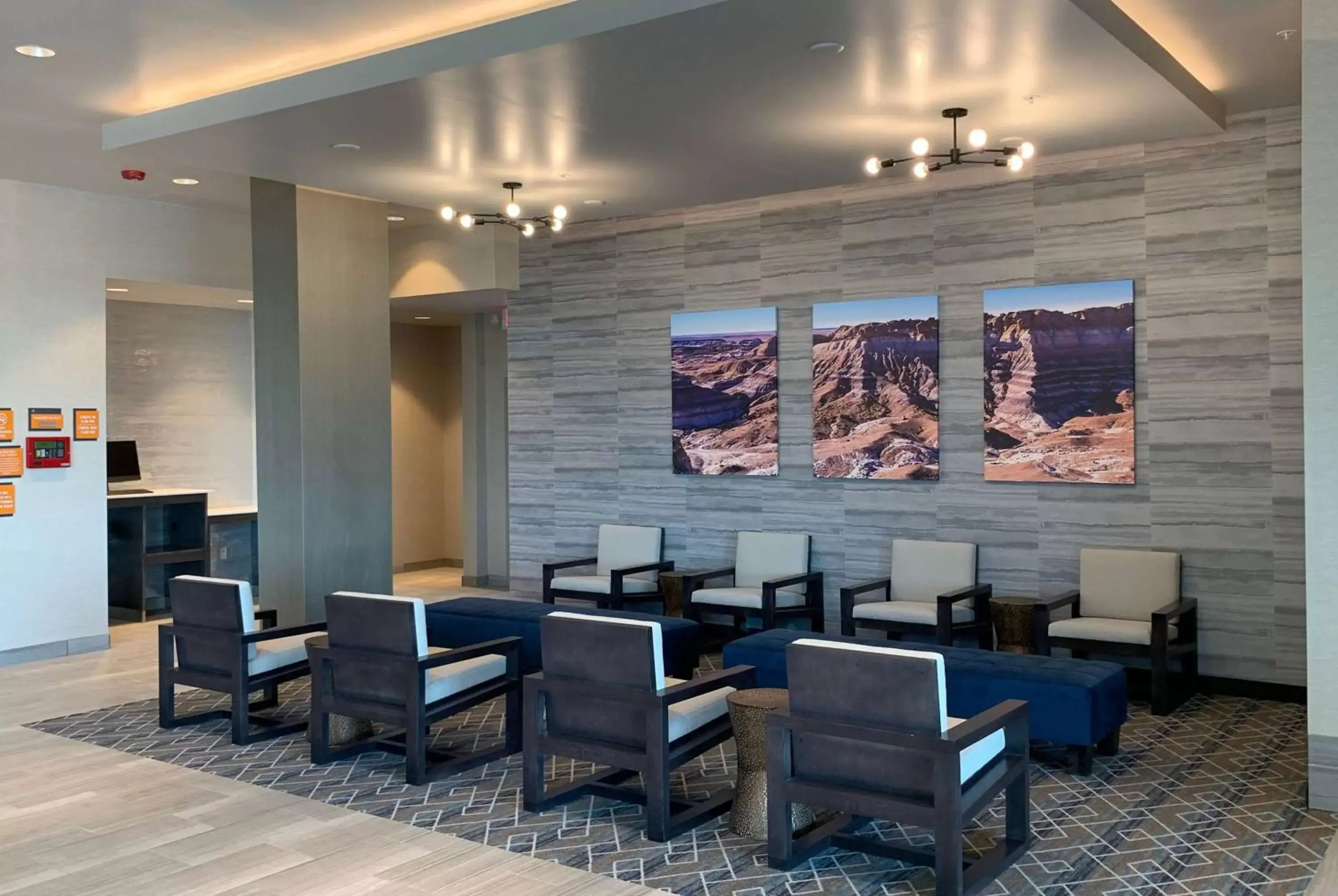 Lobby or reception in La Quinta Inn & Suites by Wyndham Holbrook Petrified Forest